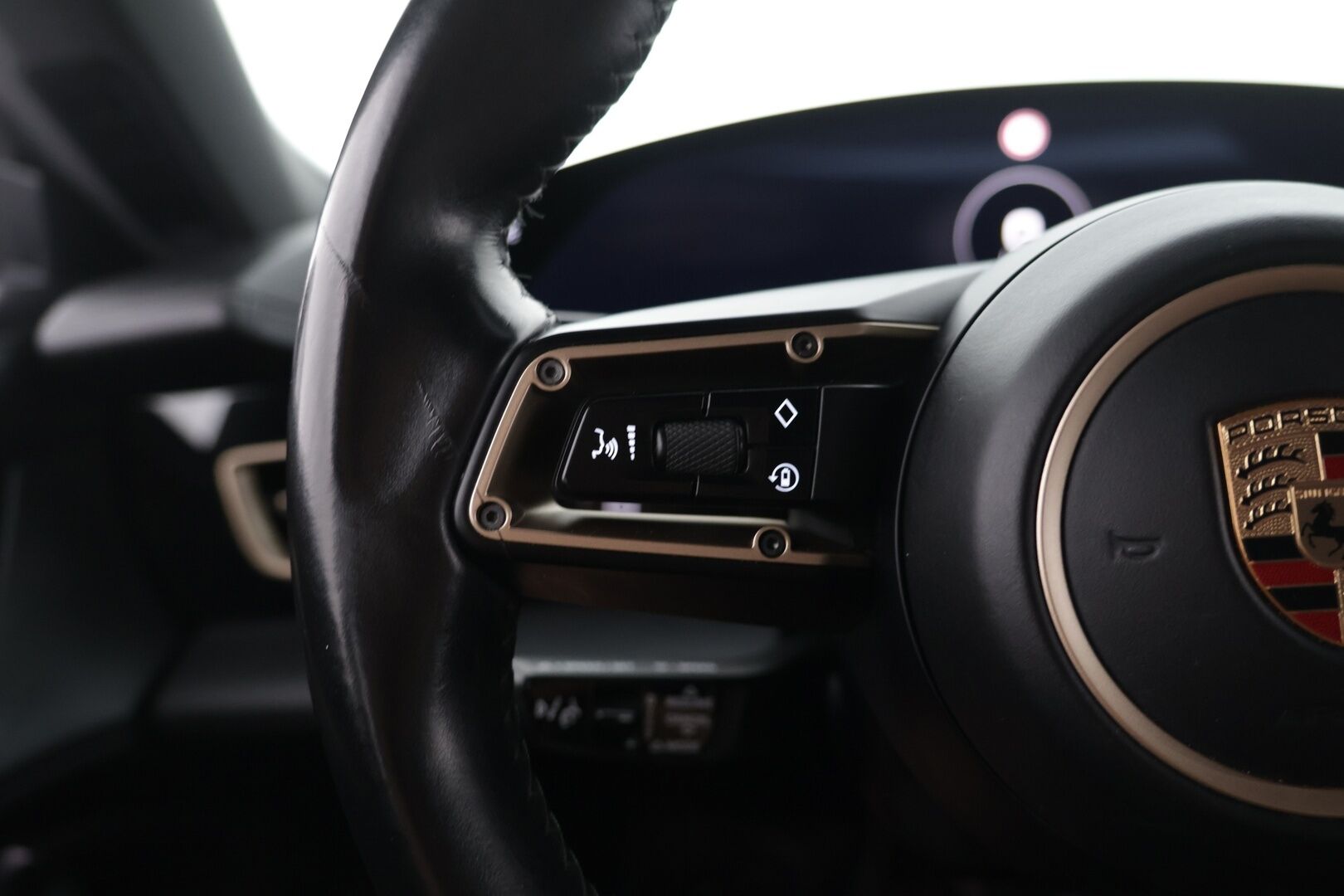 Porsche Taycan 2020 4S - | PASM | InnoDrive | ILP | Passenger Display | 14-säätöiset muistinahat | Bose | Sport Chrono |