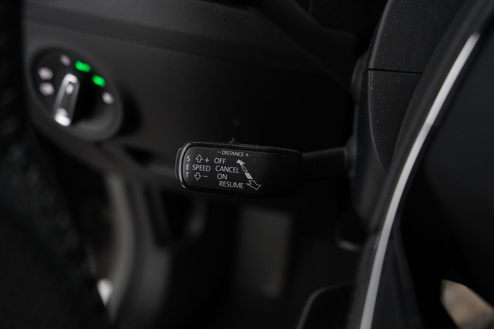 Skoda Superb 2021 Combi 1,4 TSI PHEV SportLine iV DSG ** ACC / Webasto / Canton / Koukku** - Skoda Crystal Lighting / Muistipenkki / Nahka-alcantara / Sport Line*