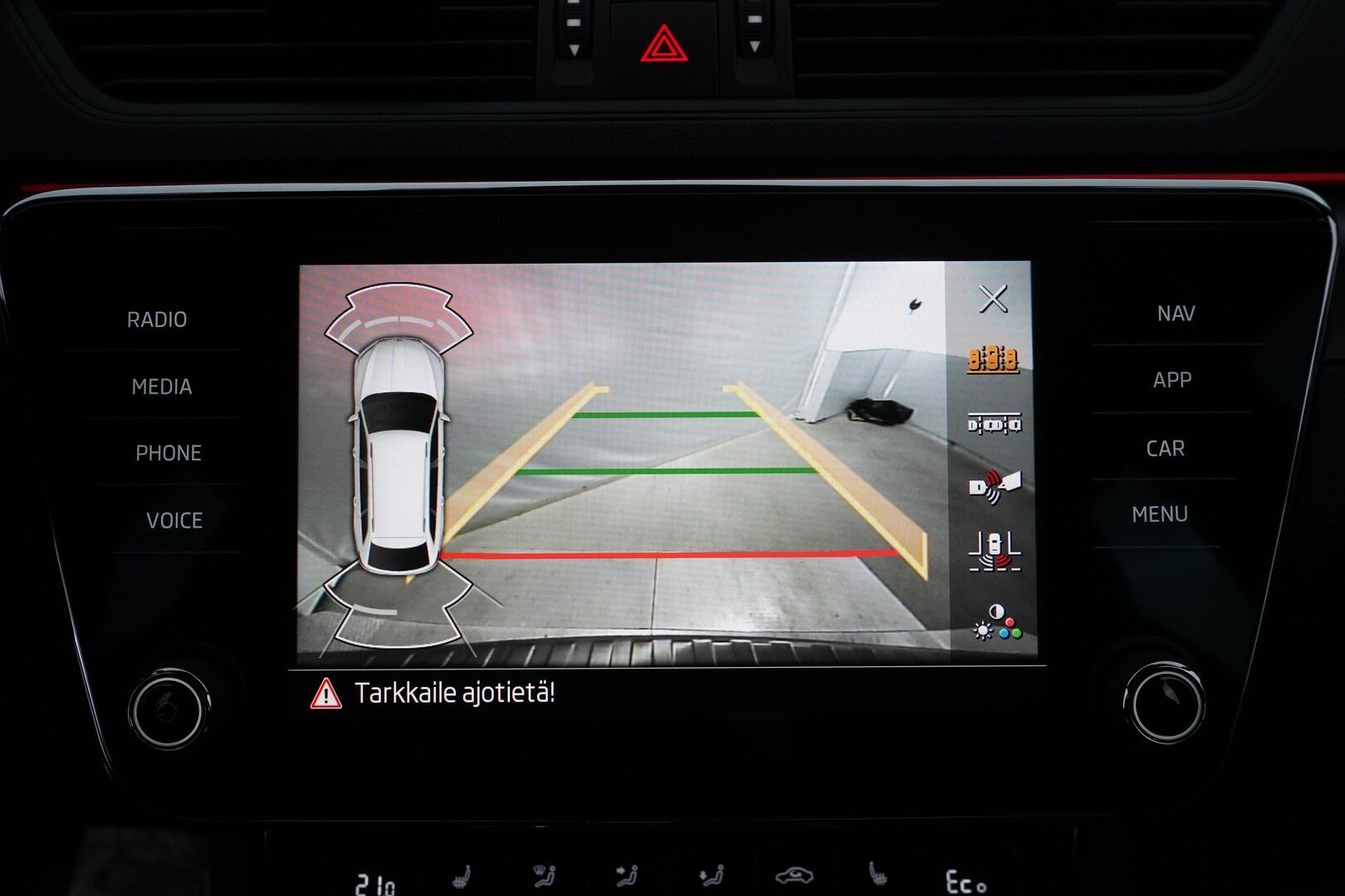 Skoda Superb 2021 Combi 1,4 TSI PHEV SportLine iV DSG ** ACC / Webasto / Canton / Koukku** - Skoda Crystal Lighting / Muistipenkki / Nahka-alcantara / Sport Line*