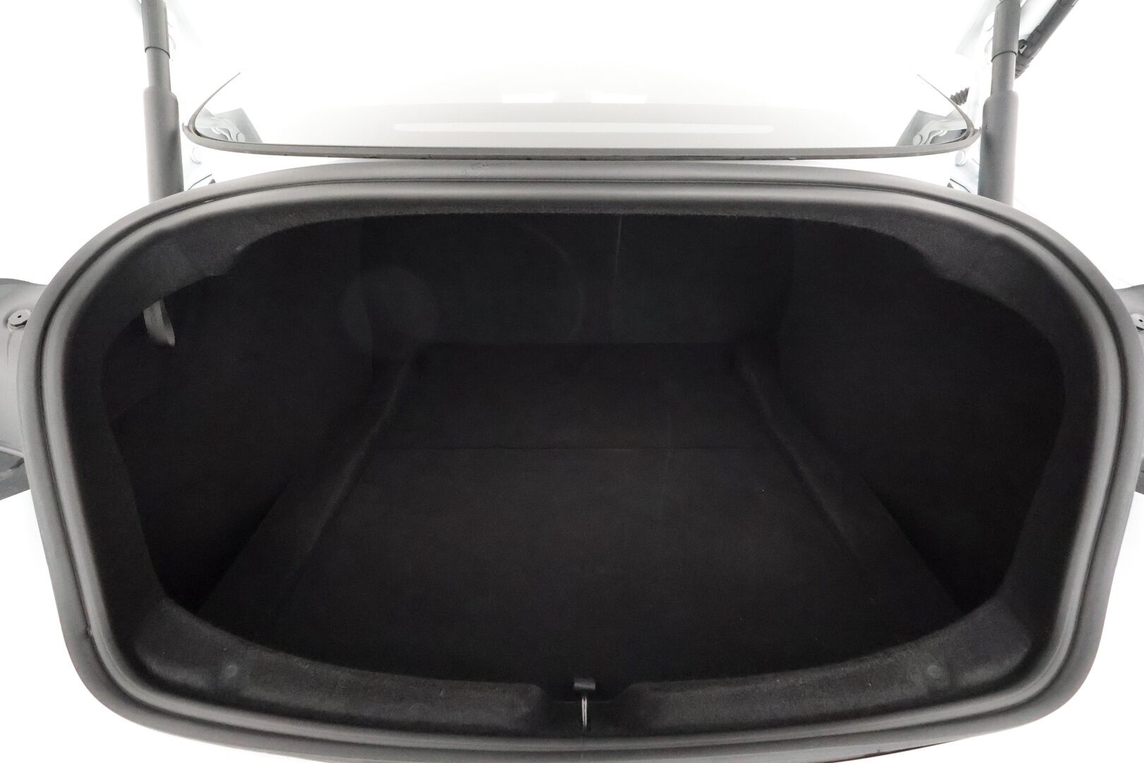 Tesla Model 3 2024 Standard Range Plus * Koukku / Lasikatto / Matrix LED / Viihdenäyttö / Nahat / ILP / P.kamera / Facelift * - Suomi-auto / Kahdet renkaat aluvanteilla