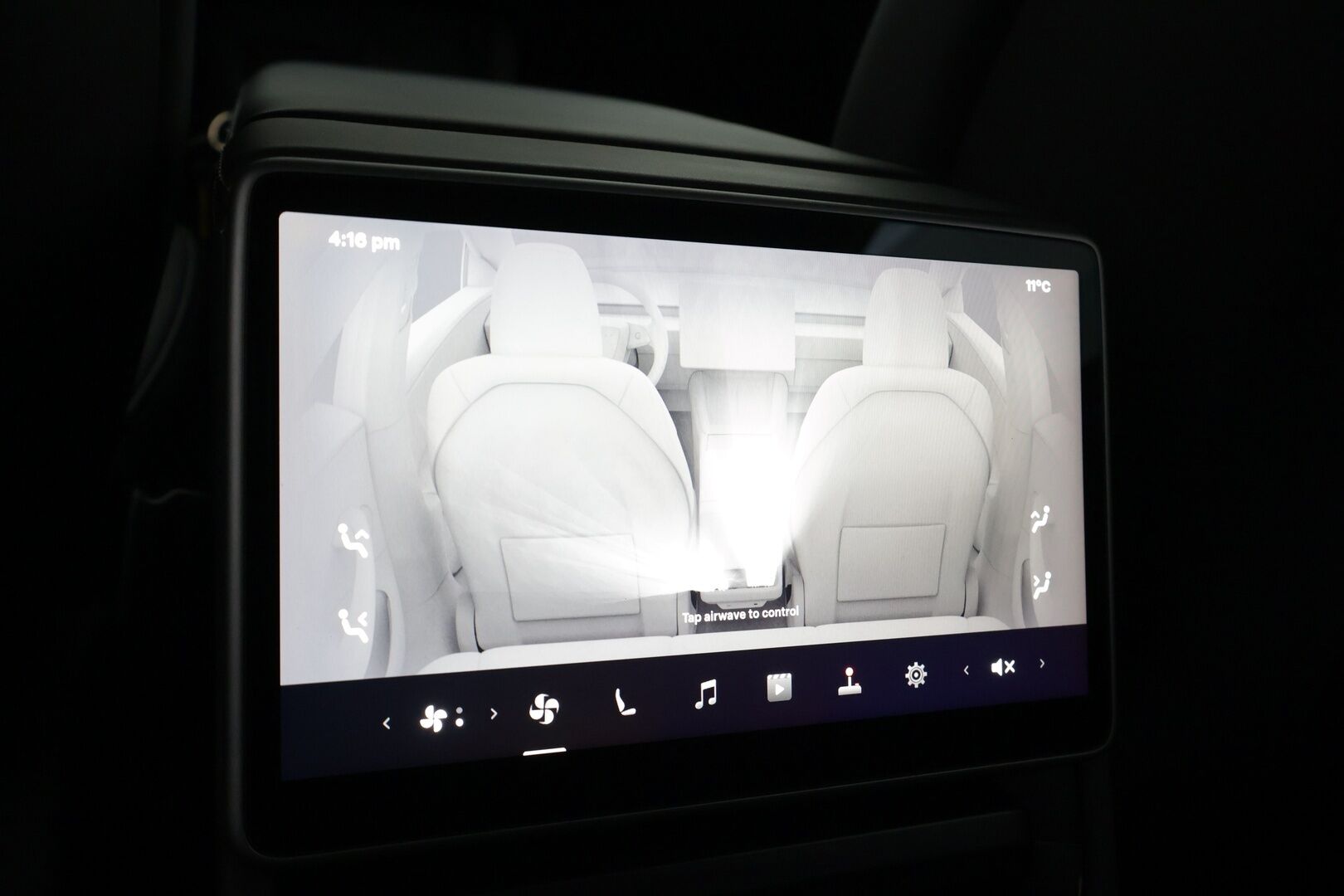 Tesla Model 3 2024 Rear-Wheel Drive * Koukku / ILP / Matrix LED / Viihdenäyttö / Lasikatto / P.kamera / Ilmastoidut nahat * - 1.Om Suomi-auto / Kahdet renkaat aluvanteilla 