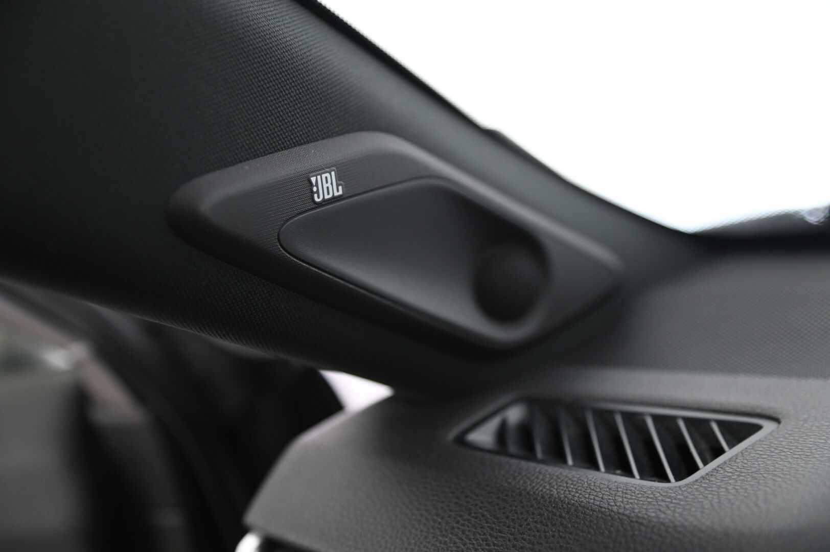 Toyota RAV4 2021 TOYOTA RAV4 Hybrid i-Style Farmari (AC) 4ov 2487cm3 *ACC / Koukku / Sähkökontti / Digimittaristo / Blis* - *Juuri saapunut! / JBL / P-Kamera / Tutkat / Kessy / Ratinlämmitin* - HULLU BLACKWEEK KORKOTARJOUS 2,49%