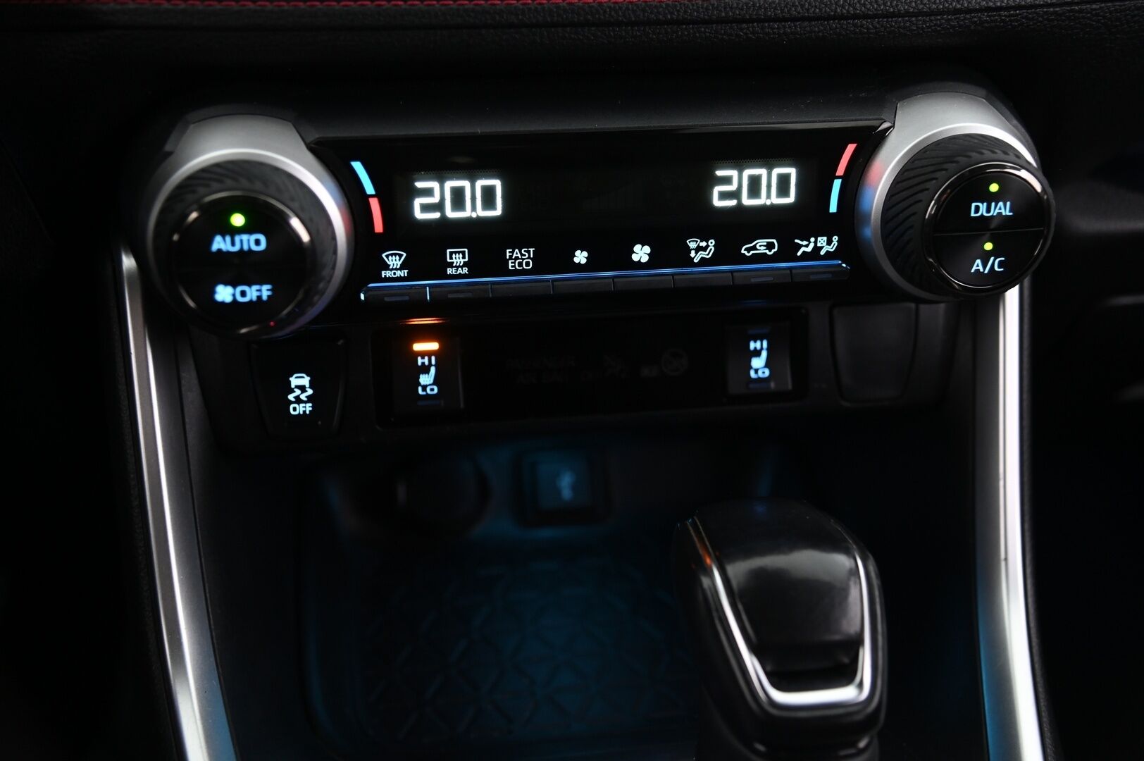 Toyota RAV4 PLUG-IN 2021 Hybrid 2,5 AWD-i Style*ACC / Koukku / Sähkökontti / Digimittaristo / Blis* - *Juuri saapunut! / JBL / P-Kamera / Tutkat / Kessy / Ratinlämmitin* - HULLU BLACKWEEK KORKOTARJOUS 2,49%