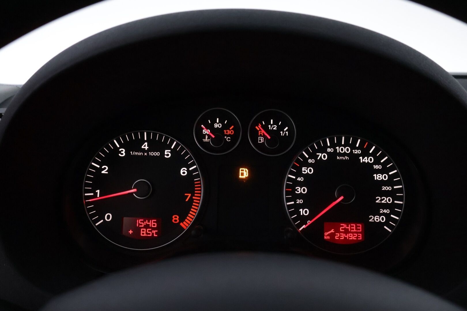 Audi A3 2005 4D SPORTBACK 2.0FSI - YritysOutlet - Myydään vain yrityksille - – Tämä auto myydään YritysOutlet -valikoimasta vain yritykselle