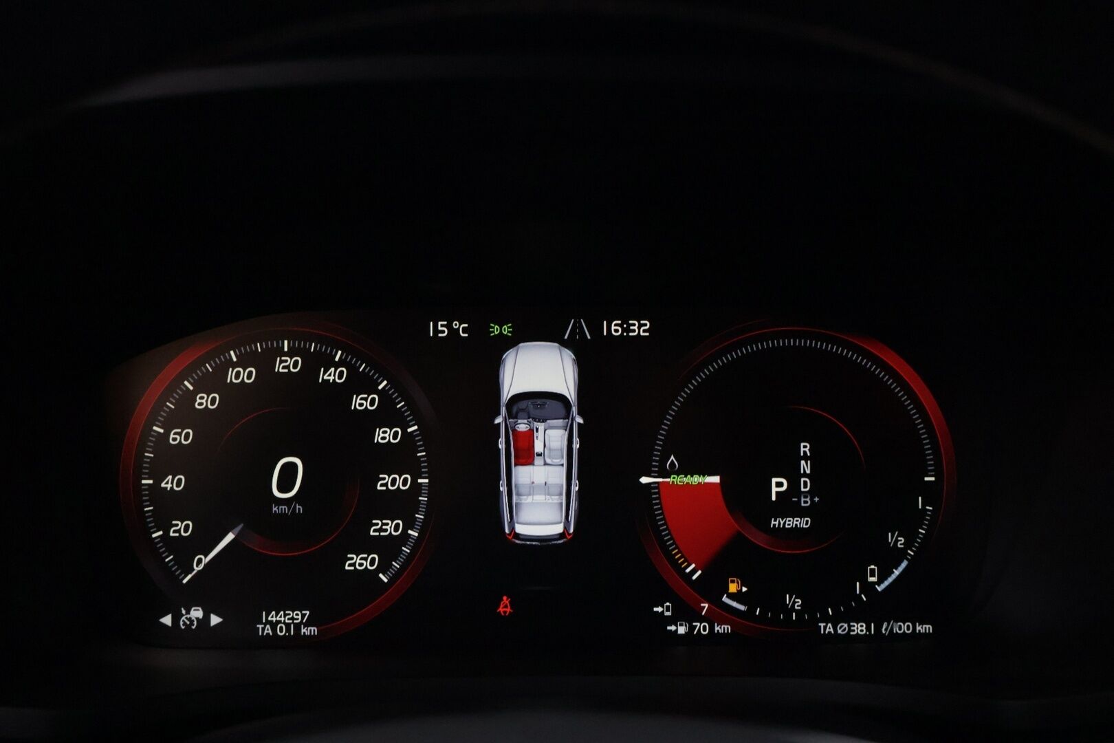 Volvo V60 2020 T8 TwE AWD R-Design aut. * ACC / Pilot Assist / Webasto / VOC / Muistipenkki / Koukku / Keyless / Sähkökontti * - Upea väri / Jakopää tehty 01/25 / Merkkihuollettu / Kahdet Volvo alut - HULLUT BLACKWEEK JATKOT - KORKOTARJOUS 2,49%