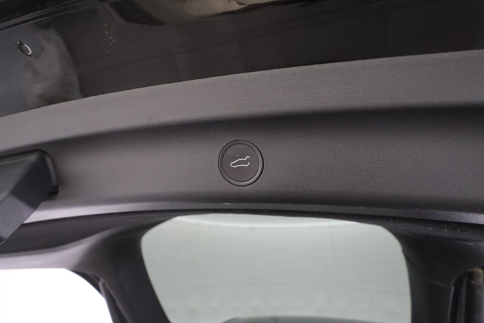 Tesla Model Y 2022 Performance - | Koukku | ILP | ACC | Lasikatto | Matrix-LED | P.Kamera | Muistipenkki | Premium Audio | Navi | Kaistavahti | Keyless | Kahdet renkaat | 