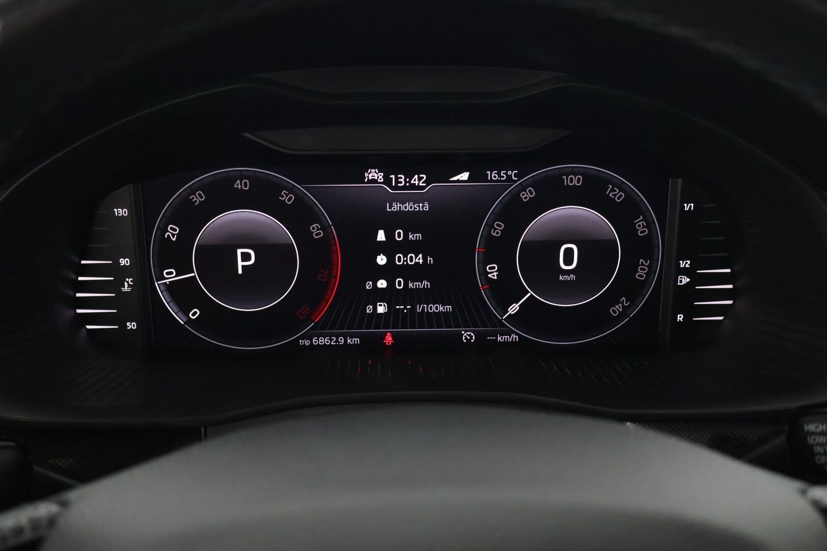 Skoda Scala 2020 1,5 TSI Style DSG Autom. **1.OM Suomi-auto / Navi / Keyless / Digimittaristo** - Juuri katsastettu / 2 Renkaat / Levyt ja palat juuri vaihdettu taakse * - Osta nyt, maksa vasta ensi vuonna