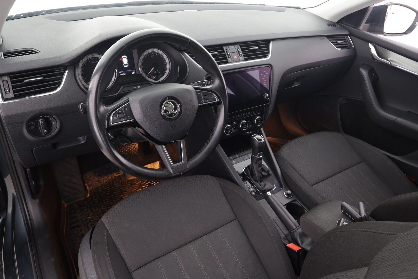 Skoda Octavia 2020 Combi 2,0 TDI 150 Style BusinessLine DSG * ACC / Webasto / P.Kamera / Apple&Android / Keyless * - 1.Om Suomi-auto / Merkkihuollettu / Kahdet Renkaat