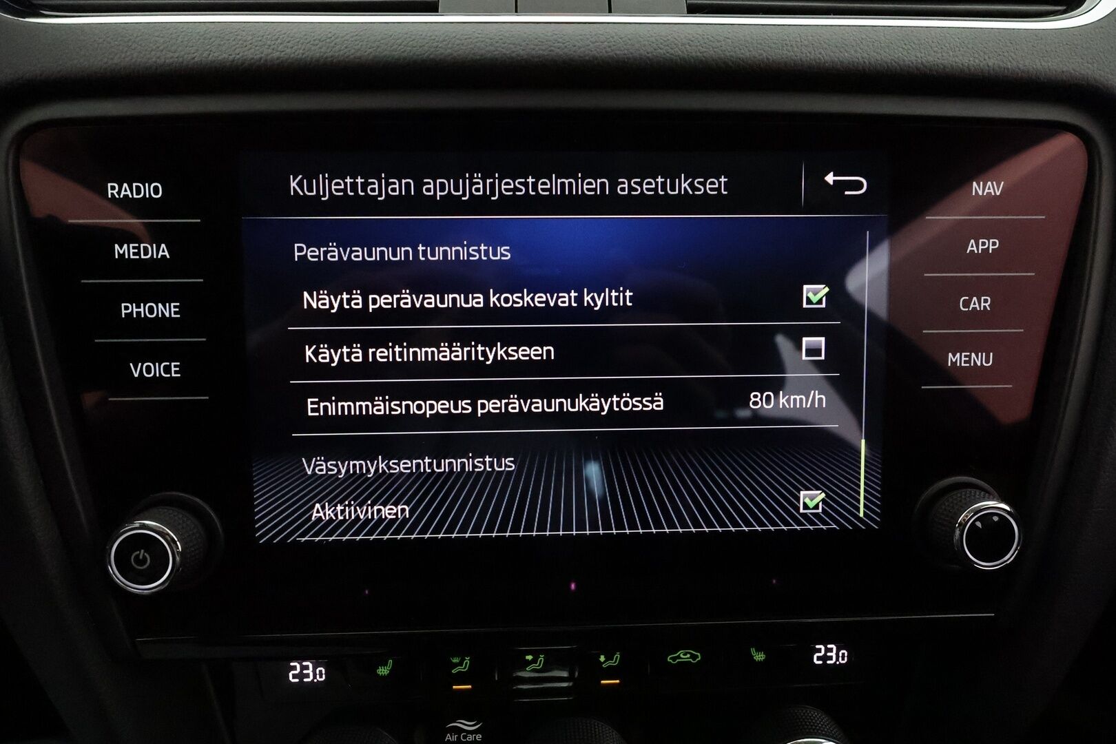 Skoda Octavia 2020 Combi 2,0 TDI 184 4x4 Scout BusinessLine DSG Autom. **Adapt.vakkari / Webasto / Koukku / P.Kamera / Kaistavahti / Keyless** - Suomi-auto / Facelift / Apple&Android / LED / Sähköluukku