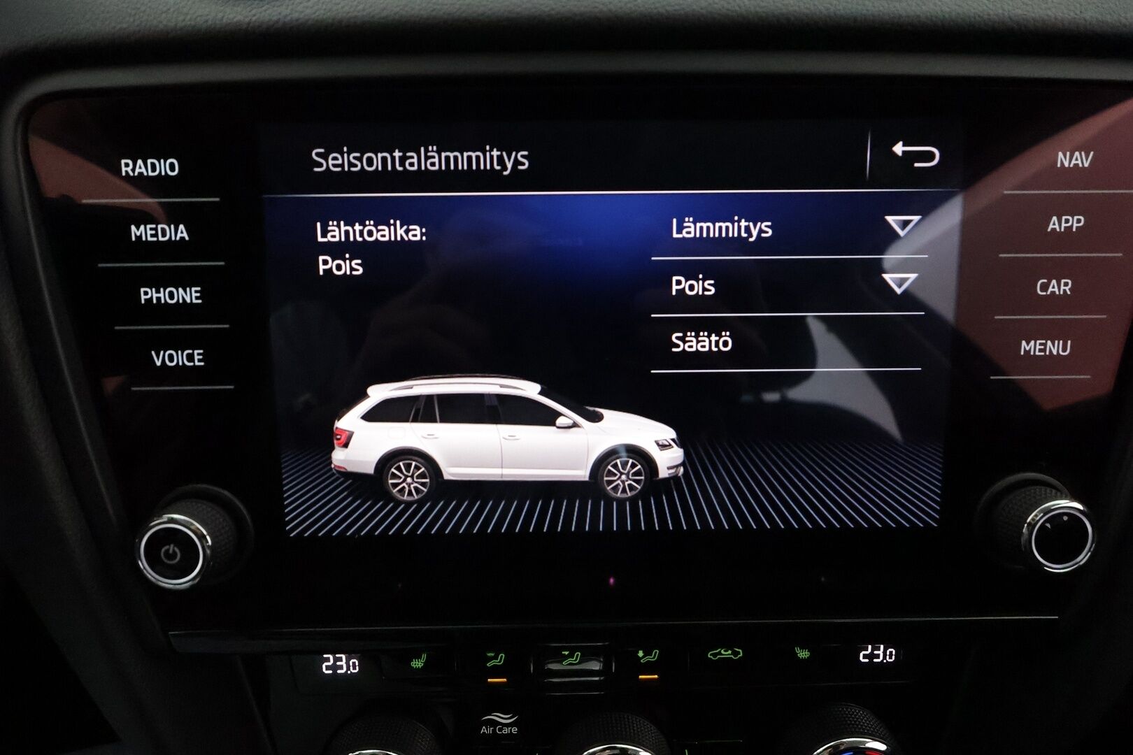 Skoda Octavia 2020 Combi 2,0 TDI 184 4x4 Scout BusinessLine DSG Autom. **Adapt.vakkari / Webasto / Koukku / P.Kamera / Kaistavahti / Keyless** - Suomi-auto / Facelift / Apple&Android / LED / Sähköluukku