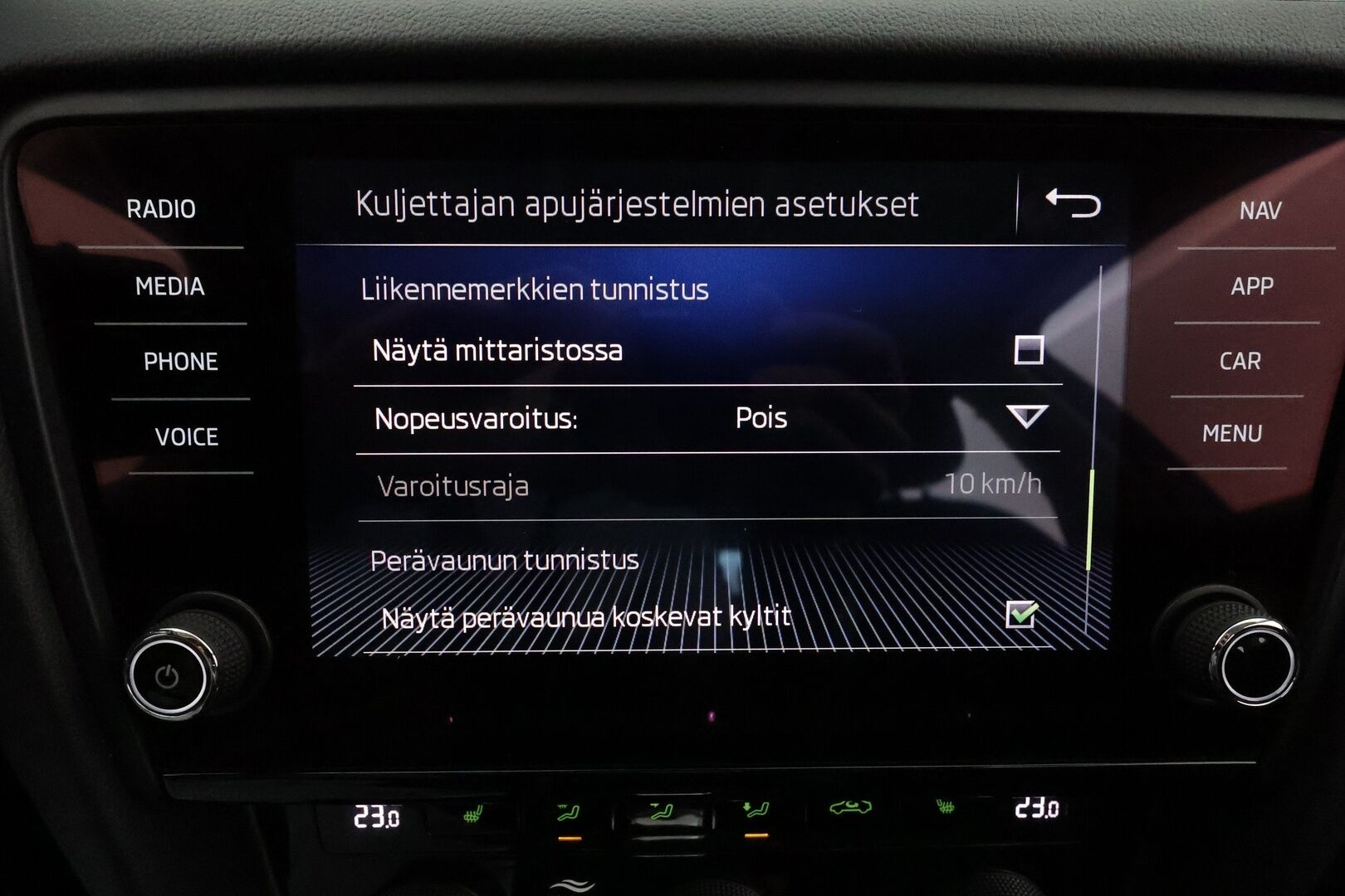 Skoda Octavia 2020 Combi 2,0 TDI 184 4x4 Scout BusinessLine DSG Autom. **Adapt.vakkari / Webasto / Koukku / P.Kamera / Kaistavahti / Keyless** - Suomi-auto / Facelift / Apple&Android / LED / Sähköluukku