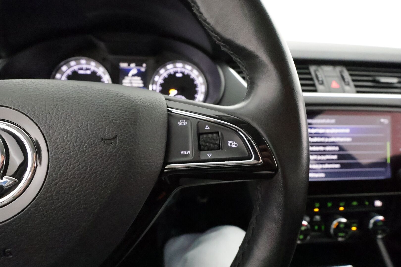 Skoda Octavia 2020 Combi 2,0 TDI 184 4x4 Scout BusinessLine DSG Autom. **Adapt.vakkari / Webasto / Koukku / P.Kamera / Kaistavahti / Keyless** - Suomi-auto / Facelift / Apple&Android / LED / Sähköluukku