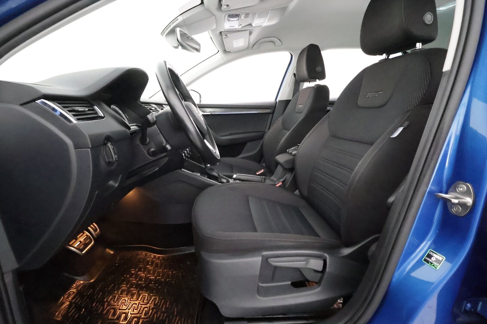 Skoda Octavia 2020 Combi 2,0 TDI 184 4x4 Scout BusinessLine DSG Autom. **Adapt.vakkari / Webasto / Koukku / P.Kamera / Kaistavahti / Keyless** - Suomi-auto / Facelift / Apple&Android / LED / Sähköluukku