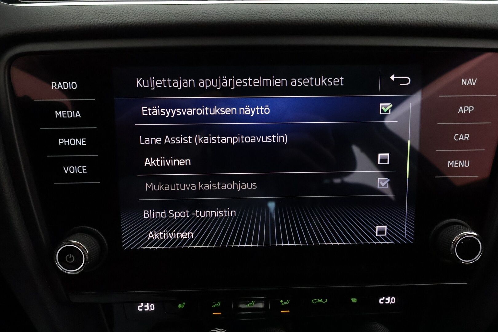 Skoda Octavia 2020 Combi 2,0 TDI 184 4x4 Scout BusinessLine DSG Autom. **Adapt.vakkari / Webasto / Koukku / P.Kamera / Kaistavahti / Keyless** - Suomi-auto / Facelift / Apple&Android / LED / Sähköluukku