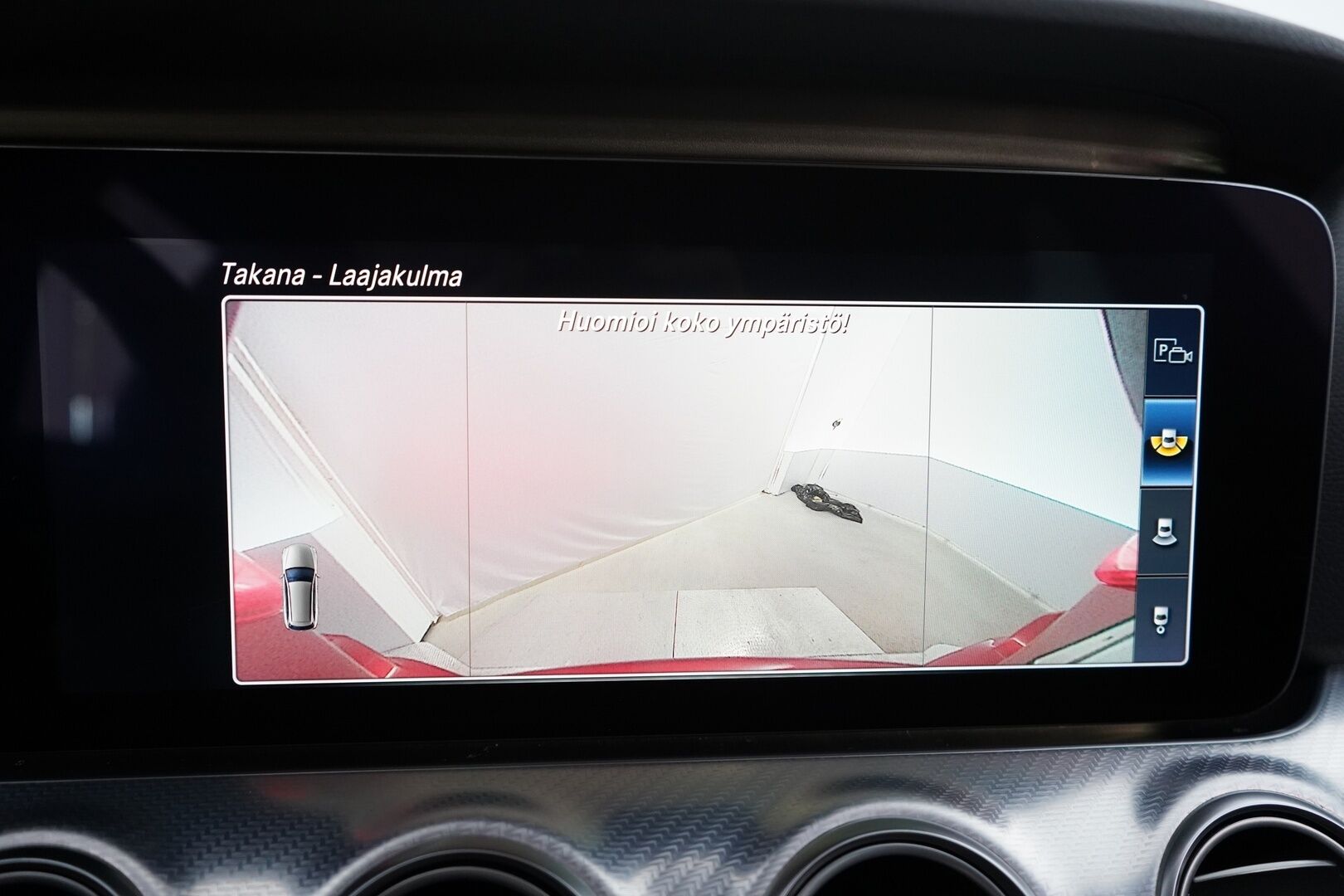 MERCEDES-BENZ E 2020 300de Avantgarde SE-Edition *Distronic+ / Widescreen / Koukku / Kamera* - Kahdet OEM vanteet / Huippuvarusteet / Erikoisväri / Viimeisin huolto 168tkm käyttöautolla