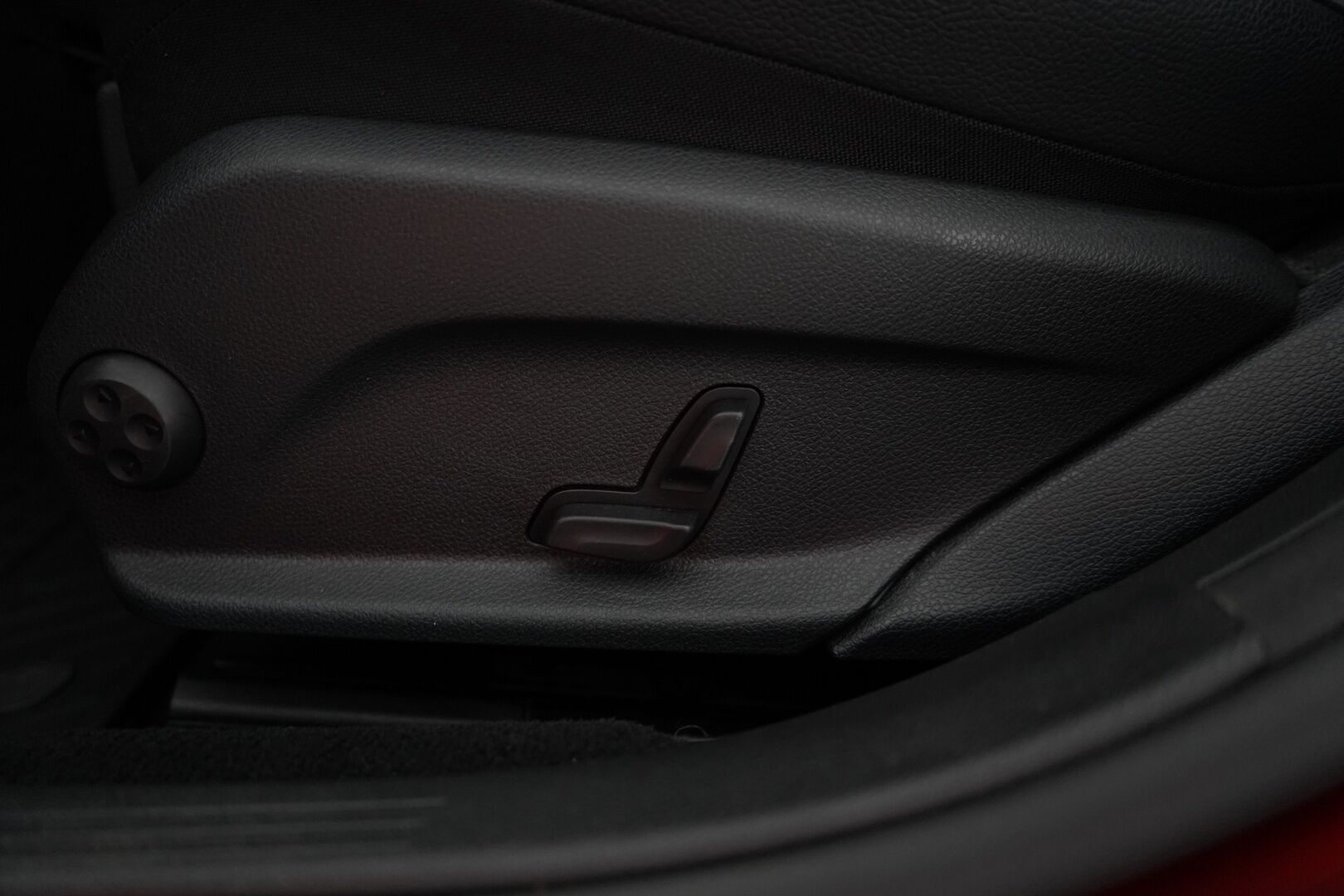 MERCEDES-BENZ E 2020 300de Avantgarde SE-Edition *Distronic+ / Widescreen / Koukku / Kamera* - Kahdet OEM vanteet / Huippuvarusteet / Erikoisväri / Viimeisin huolto 168tkm käyttöautolla