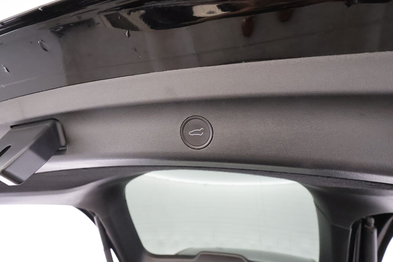 Tesla Model Y 2024 Performance - | ACC | ILP | Koukku | S3XY Knob | Premium Audio | Lasikatto | Matrix | Sähkönahat | Muistipenkki | Autosteer | P.kamera | 1-om suomiauto | 