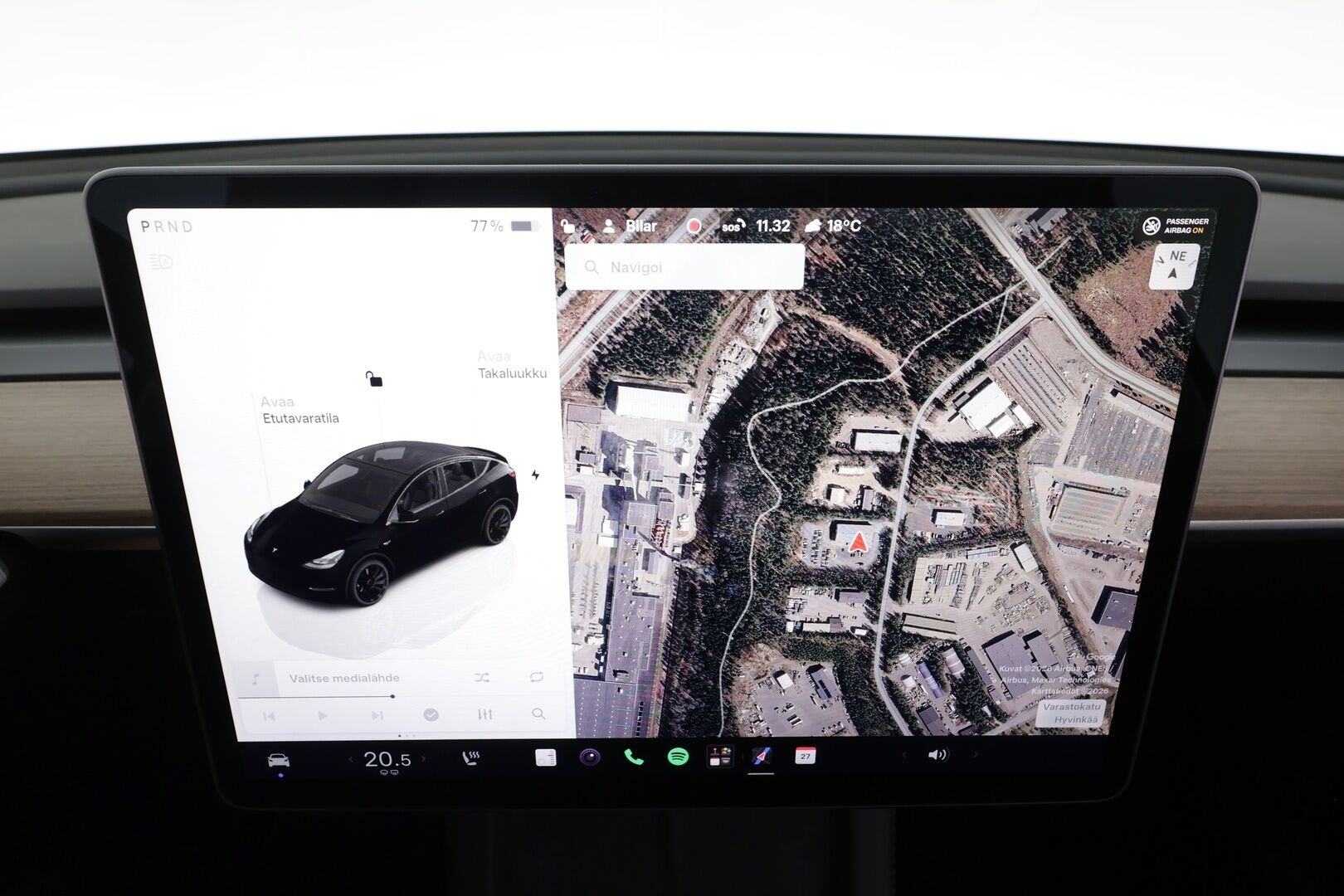 Tesla Model Y 2024 Performance - | ACC | ILP | Koukku | S3XY Knob | Premium Audio | Lasikatto | Matrix | Sähkönahat | Muistipenkki | Autosteer | P.kamera | 1-om suomiauto | 