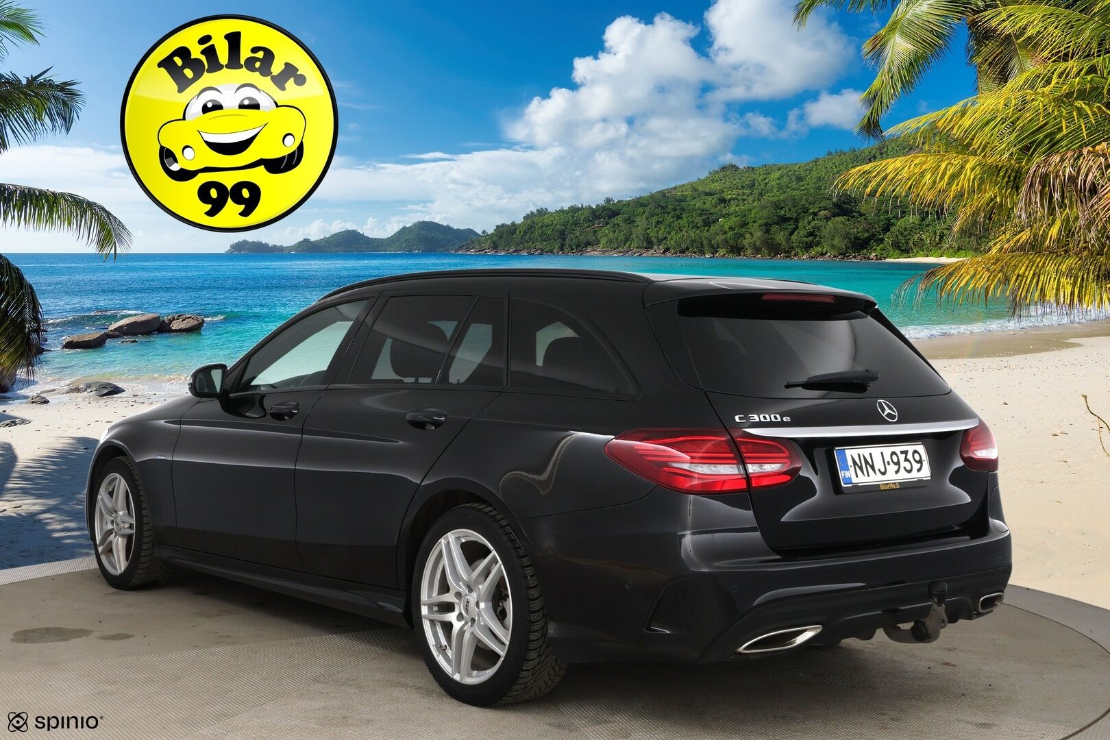 MERCEDES-BENZ C 2021 300T e Plug-in AMG Night edition / Digimittaristo / Esilämmitys / P. kamera / Koukku / Nahka-alcant. / LED High Perf. / - Kattavasti varusteltu! / 2x renkaat & vanteet / Night edition / SOH 90,4%! / Siniset tikkaukset