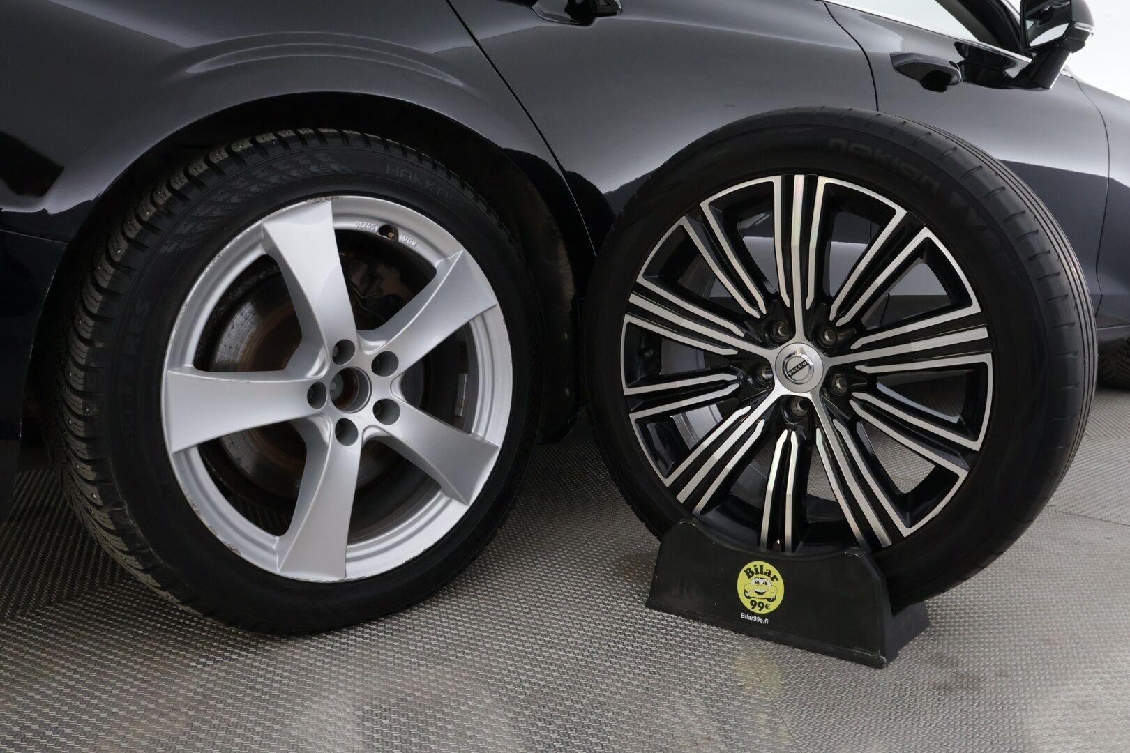 Volvo V60 2019 T8 TwE AWD Inscription aut. ** Panorama / Adapt.Vakkari / Webasto / Sporttinahat / Keyless / Koukku ** - Todella hyvät varusteet / Hyvin pidetty ja kattavasti huollettu! - HULLUT AVAJAISHULINAT KORKOTARJOUS 3,29 %