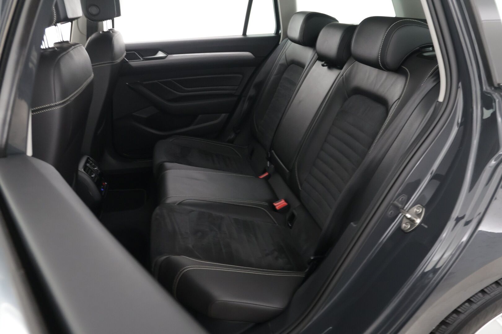 VOLKSWAGEN PASSAT 2020 Variant GTE Plug-In Hybrid DSG-aut. * Adapt.Vakkari / Kaistavahti / Navi / Apple&Android / P.Kamera / ergoComfort / LED *