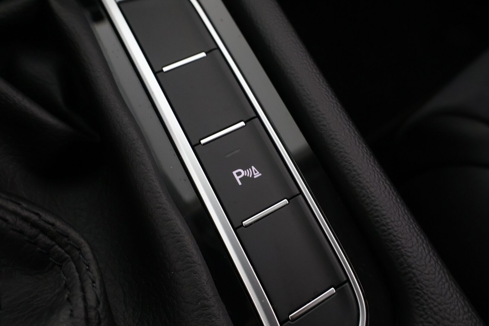 VOLKSWAGEN PASSAT 2020 Variant GTE Plug-In Hybrid DSG-aut. * Adapt.Vakkari / Kaistavahti / Navi / Apple&Android / P.Kamera / ergoComfort / LED *