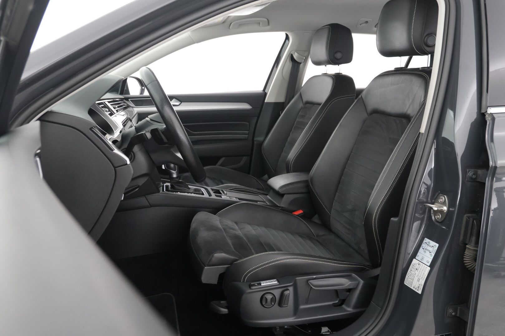 VOLKSWAGEN PASSAT 2020 Variant GTE Plug-In Hybrid DSG-aut. * Adapt.Vakkari / Kaistavahti / Navi / Apple&Android / P.Kamera / ergoComfort / LED *