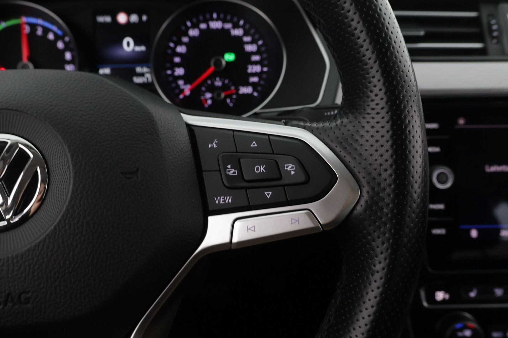 VOLKSWAGEN PASSAT 2020 Variant GTE Plug-In Hybrid DSG-aut. * Adapt.Vakkari / Kaistavahti / Navi / Apple&Android / P.Kamera / ergoComfort / LED *