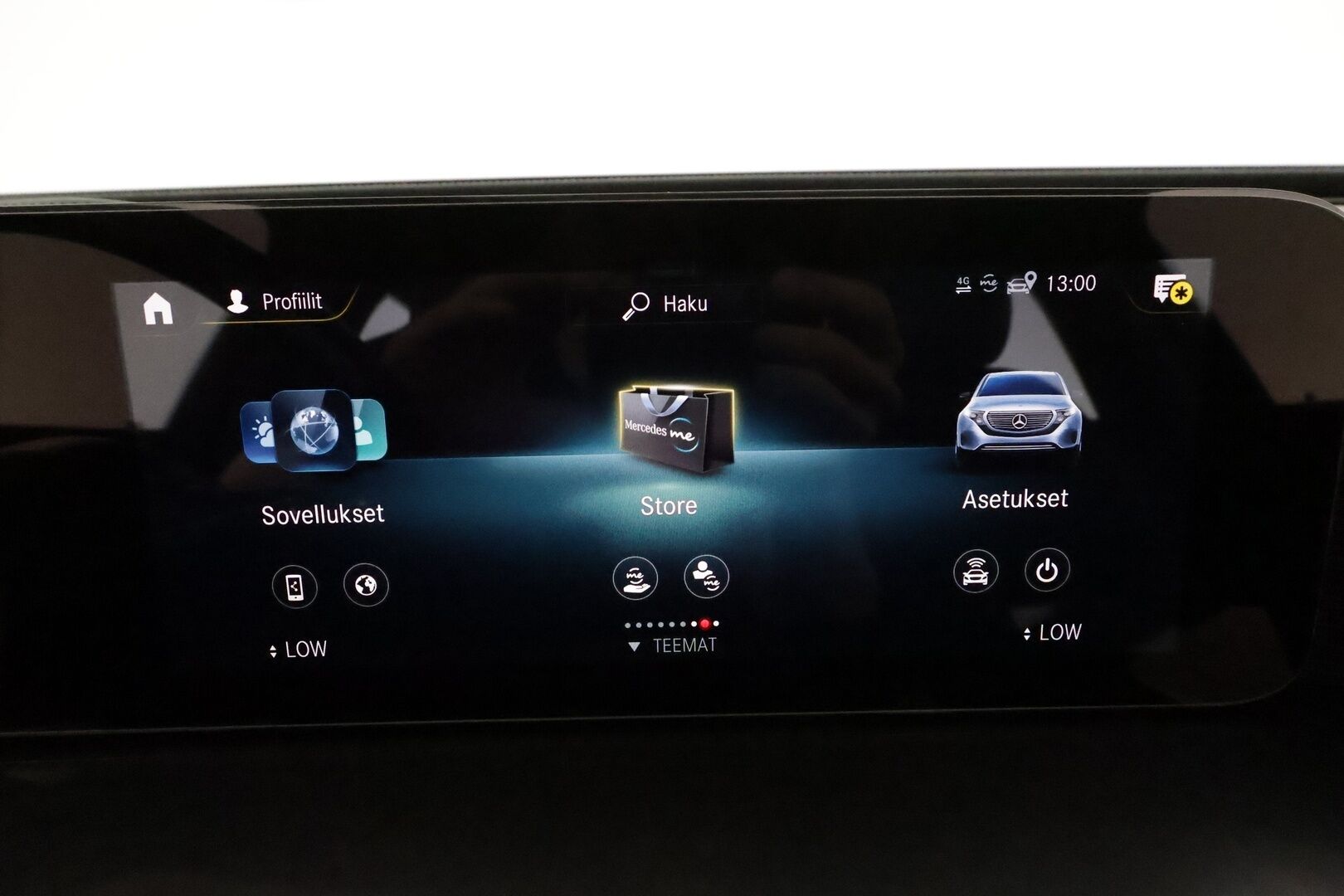 Mercedes-Benz EQC 2022 400 4MATIC Business AMG **Lasikattoluukku / Distronic+ / LED-valot / 360° / Sporttipenkit Muistilla / HUD / Widescreen** - 3,99 % KORKOTARJOUS TÄHÄN AUTOON - **HUIPPU KAMOILLA**