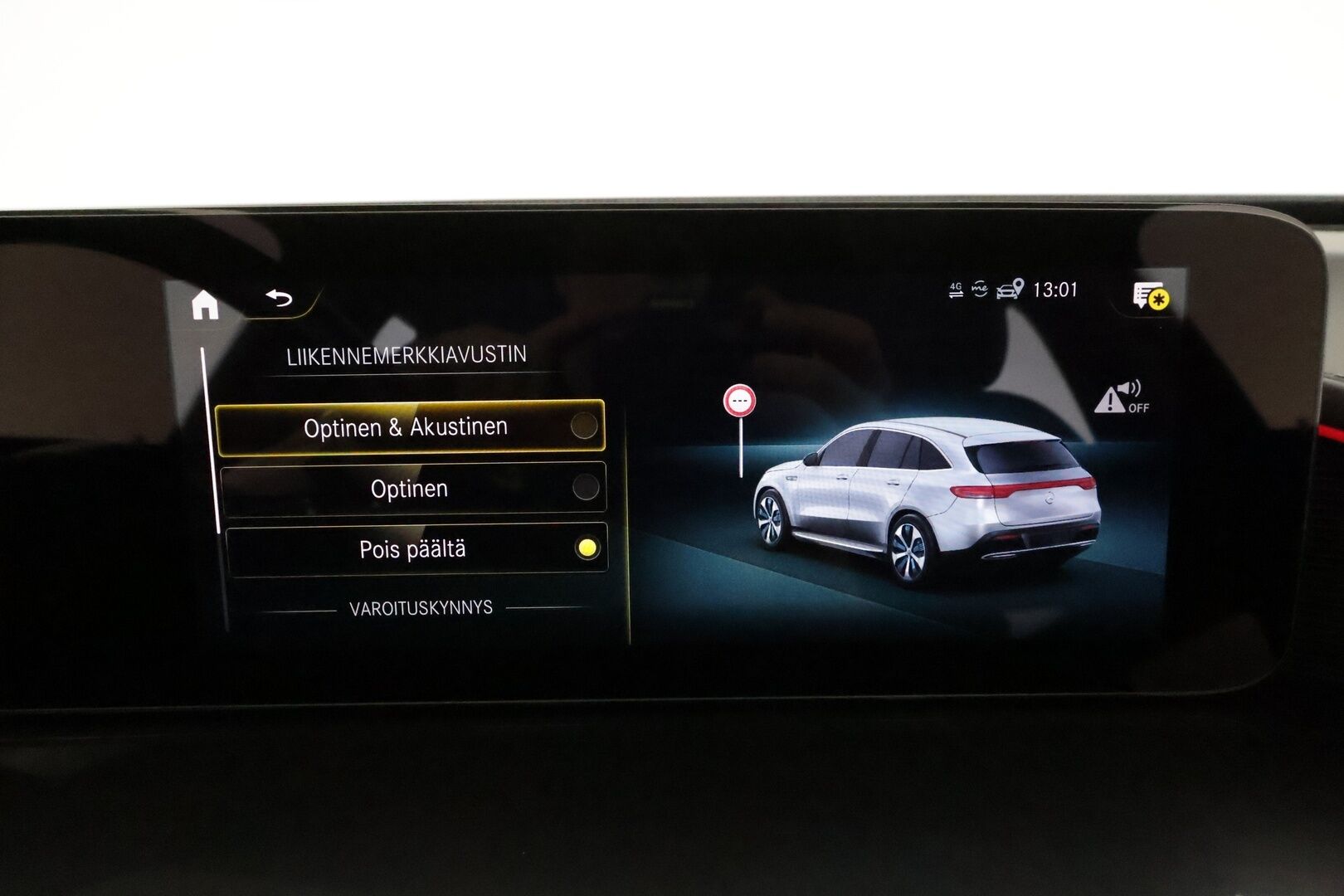 Mercedes-Benz EQC 2022 400 4MATIC Business AMG **Lasikattoluukku / Distronic+ / LED-valot / 360° / Sporttipenkit Muistilla / HUD / Widescreen** - 3,99 % KORKOTARJOUS TÄHÄN AUTOON - **HUIPPU KAMOILLA**
