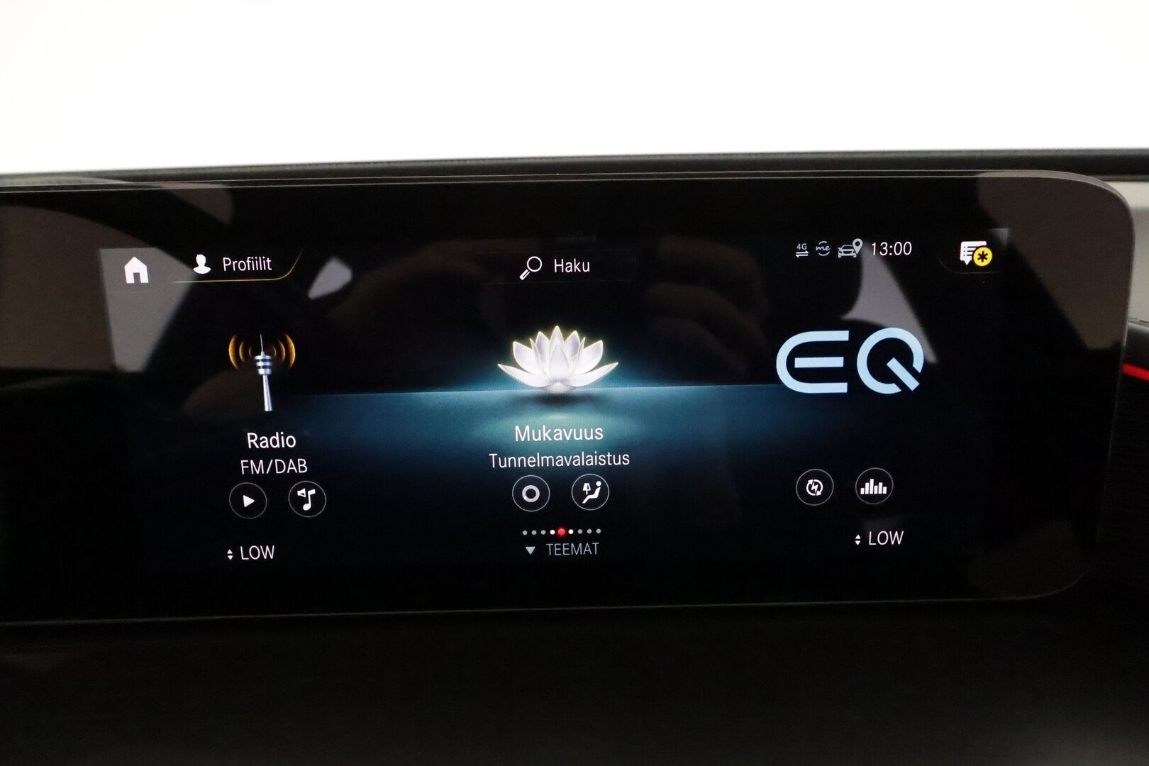 Mercedes-Benz EQC 2022 400 4MATIC Business AMG **Lasikattoluukku / Distronic+ / LED-valot / 360° / Sporttipenkit Muistilla / HUD / Widescreen** - 3,99 % KORKOTARJOUS TÄHÄN AUTOON - **HUIPPU KAMOILLA**