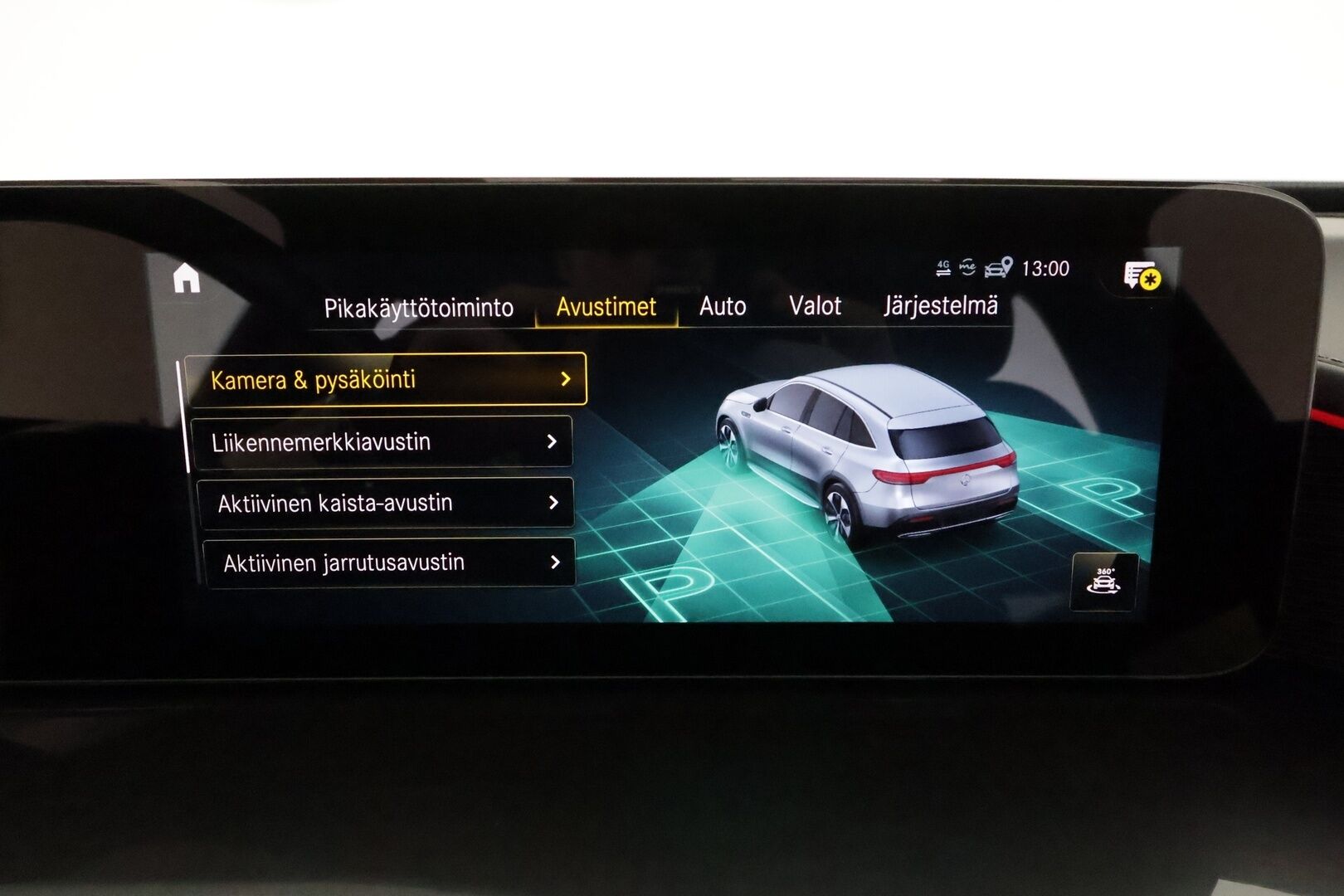 Mercedes-Benz EQC 2022 400 4MATIC Business AMG **Lasikattoluukku / Distronic+ / LED-valot / 360° / Sporttipenkit Muistilla / HUD / Widescreen** - 3,99 % KORKOTARJOUS TÄHÄN AUTOON - **HUIPPU KAMOILLA**