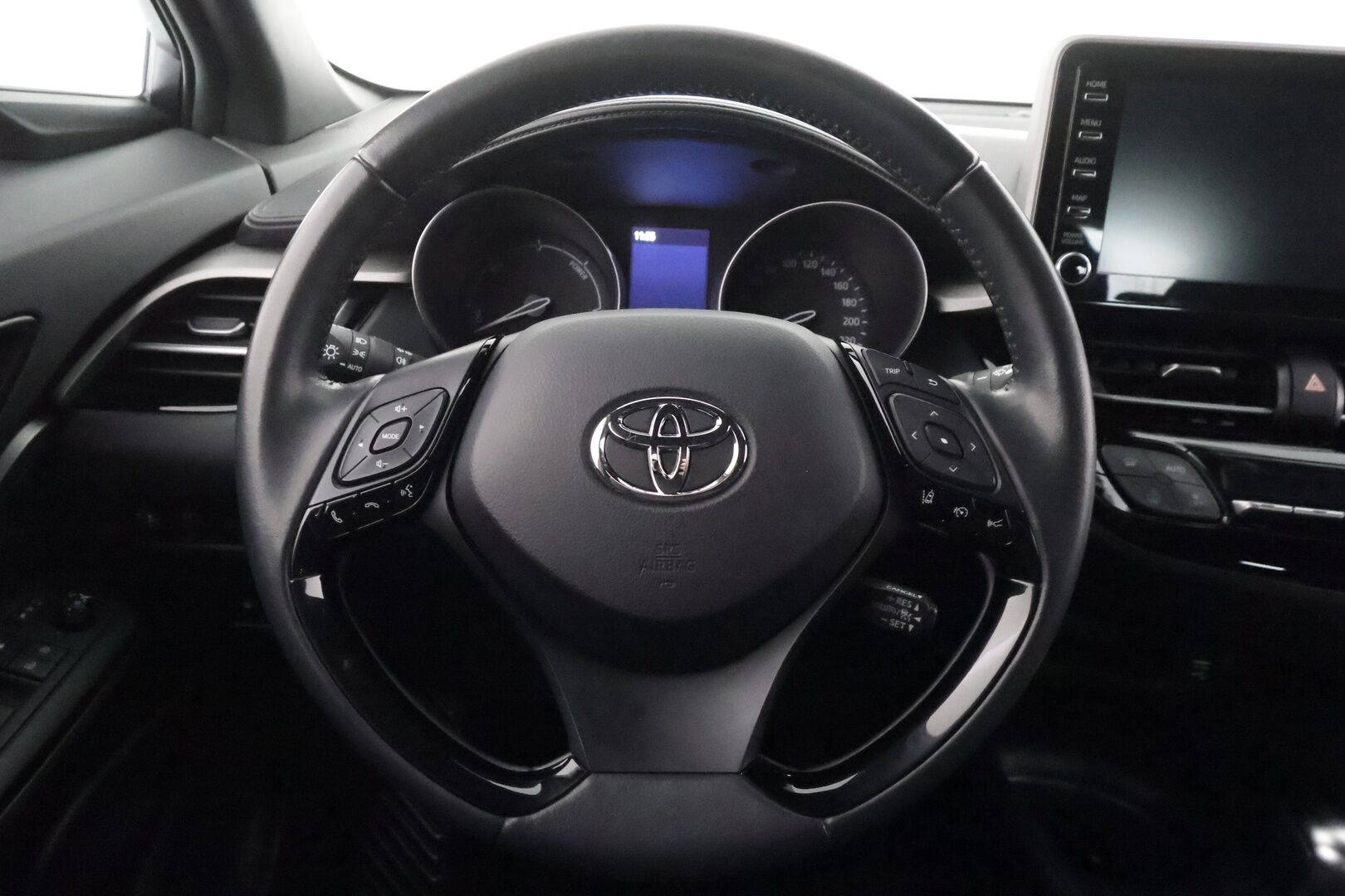 Toyota C-HR 2024 1,8 Hybrid Active Plus - | ACC | LED | Navi | P.kamera | Lane Assist | PCS | RSA | Apple & Android | Merkkihuollot | 2x renkaat aluin | - KORKO VAIN 3,99 %
