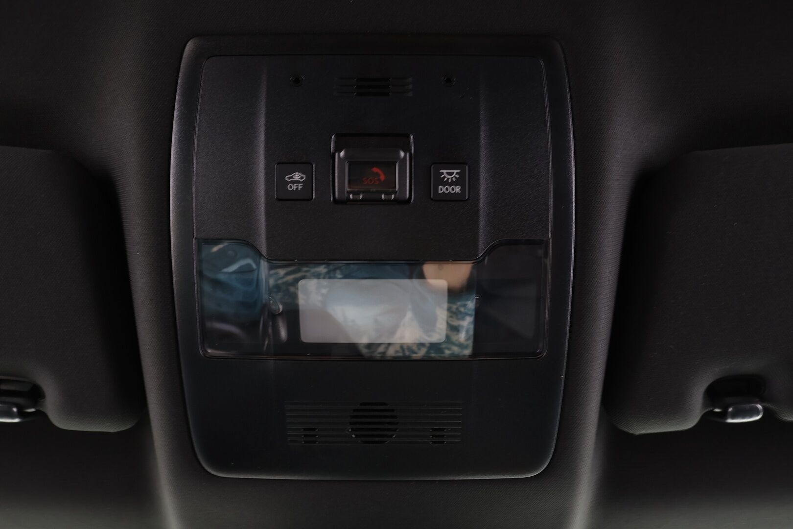 Lexus UX 2023 250h F SPORT Design * Adapt.Vakkari / Peruutuskamera / Nahkasisusta / LED / KeylessGo / Sähköluukku / Supervarusteet - Kahdet renkaat aluvanteilla