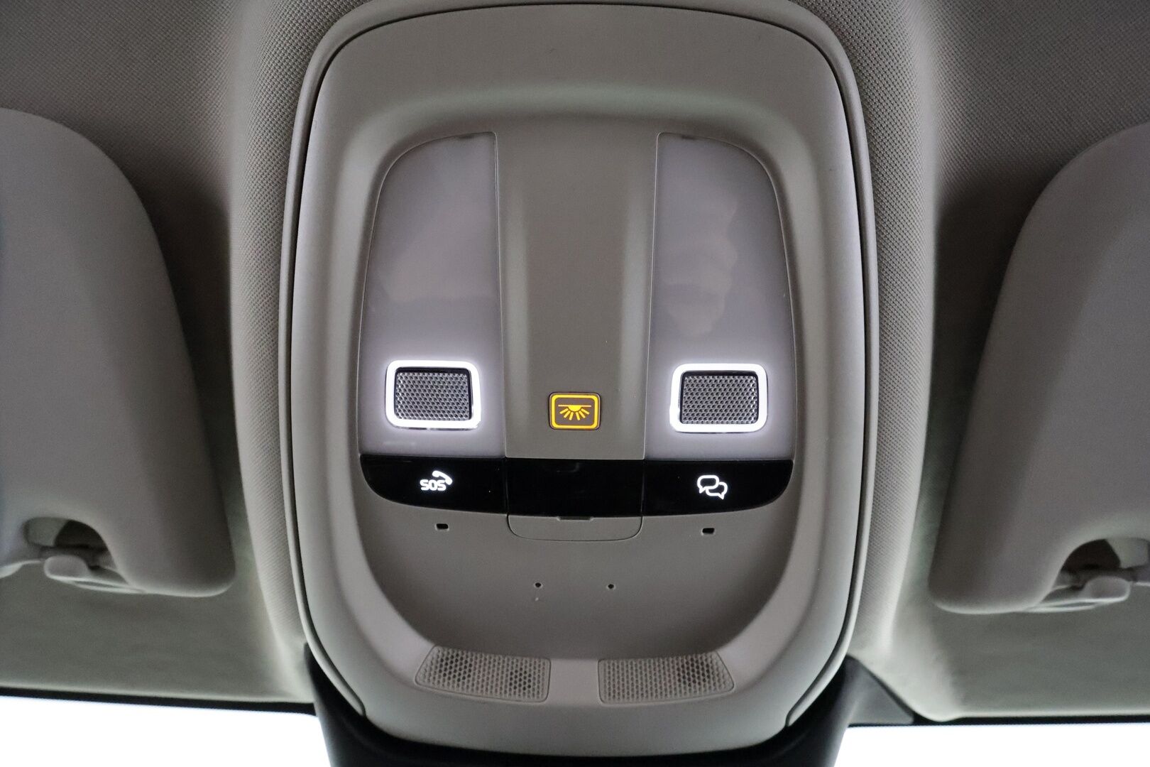 Volvo V60 2024 T6 AWD Long Range Plus Dark aut * Koukku / ACC / Full-LED / P.Kamera / Sportnahat Muistilla / Kaistavahti / Keyless * - *1-om Suomi-auto / 2x Latauskaapelit / Kahdet renkaat*