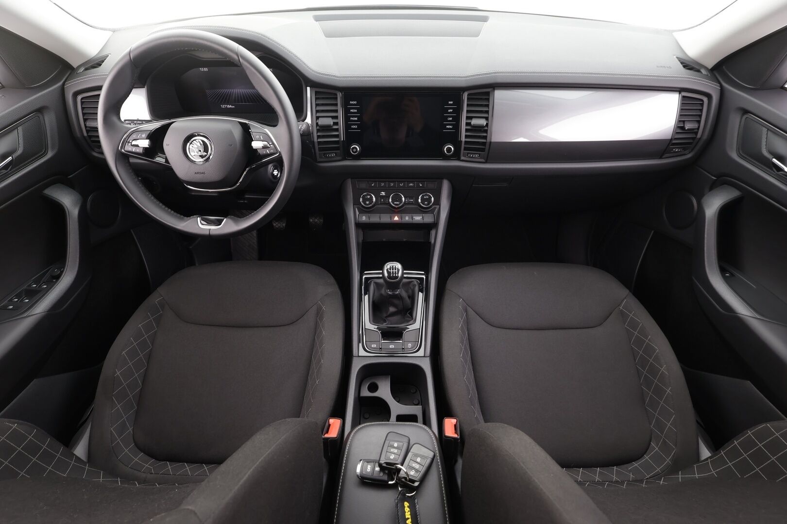 Skoda Kodiaq 2024 1.5 TSI ACT Active - | Vakkari | Webasto | LED | P.Kamera | Ratinlämmitys | Digimittaristo | Navi | Apple&Android | 1.Om Suomi-auto | Kahdet Renkaat | Merkkihuollettu |