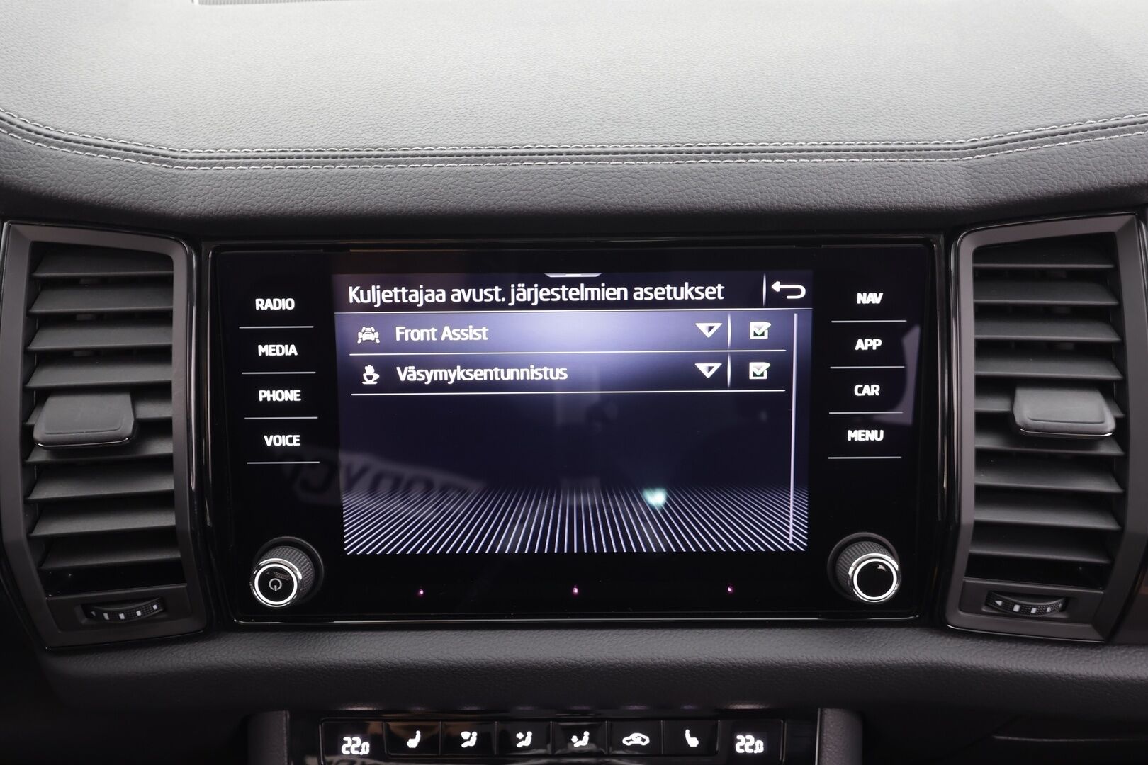 Skoda Kodiaq 2024 1.5 TSI ACT Active - | Vakkari | Webasto | LED | P.Kamera | Ratinlämmitys | Digimittaristo | Navi | Apple&Android | 1.Om Suomi-auto | Kahdet Renkaat | Merkkihuollettu |