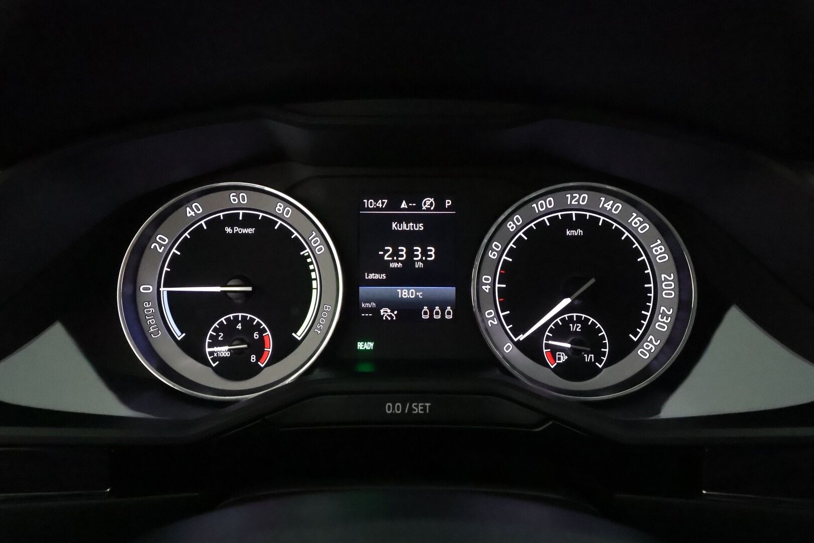Skoda Superb 2020 Combi 1,4 TSI PHEV Style iV DSG **Webasto / Koukku / ACC / Matrix-LED / P.kamera / Hierova Sportpenkki Muistilla** - 2x Latauskaapelit / Kahdet Renkaat
