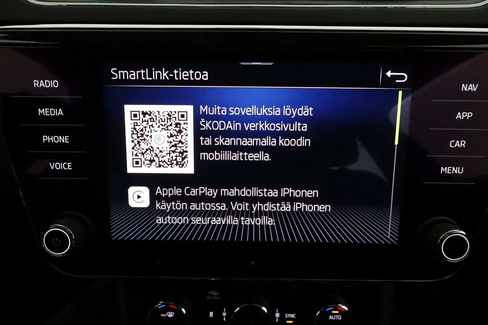 Skoda Superb 2020 Combi 1,4 TSI PHEV Style iV DSG **Webasto / Koukku / ACC / Matrix-LED / P.kamera / Hierova Sportpenkki Muistilla** - 2x Latauskaapelit / Kahdet Renkaat