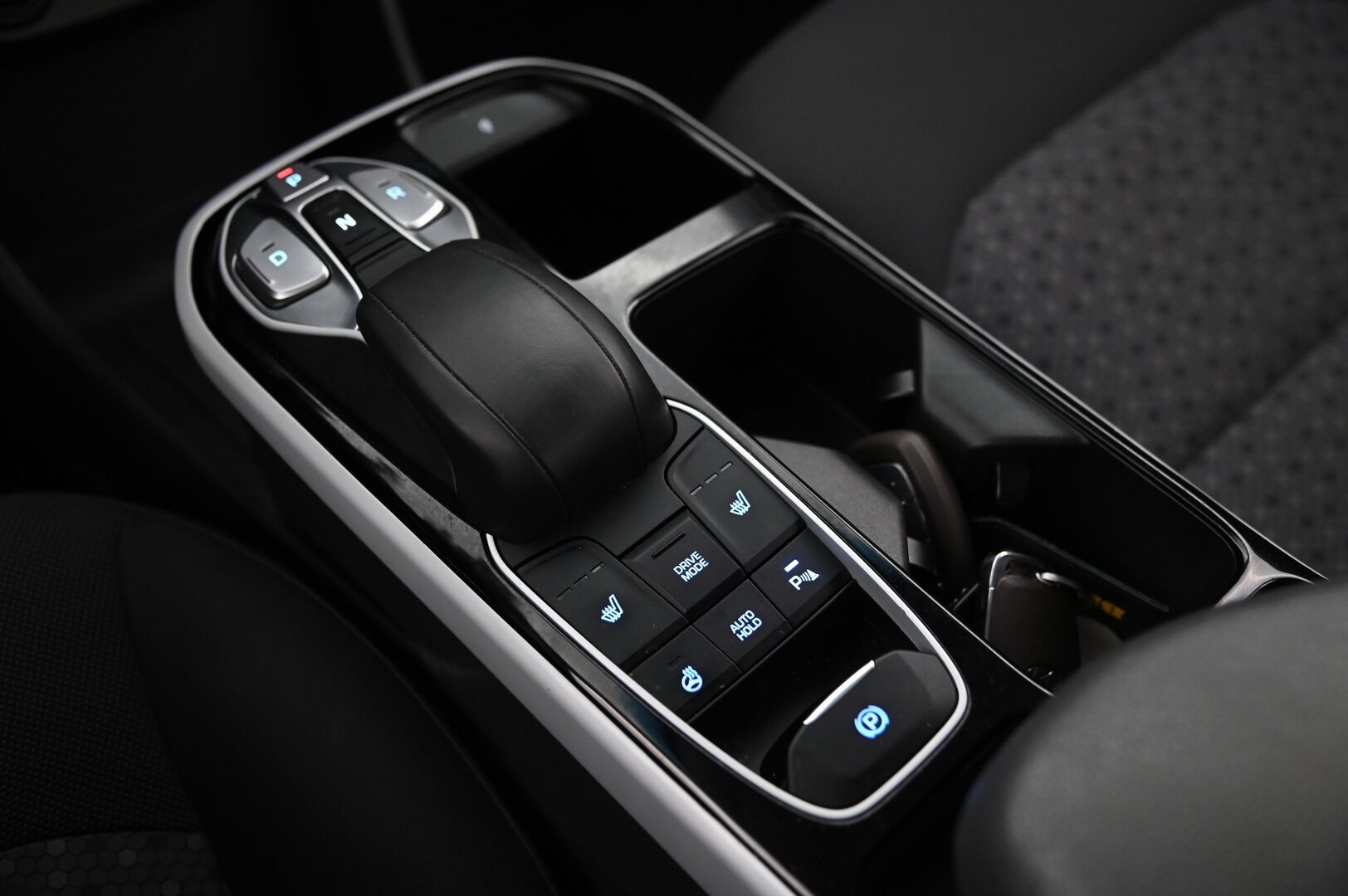 Hyundai IONIQ electric 2019 Comfort - *P.kamera / CCS / Navigointi / Infinity-Audio*