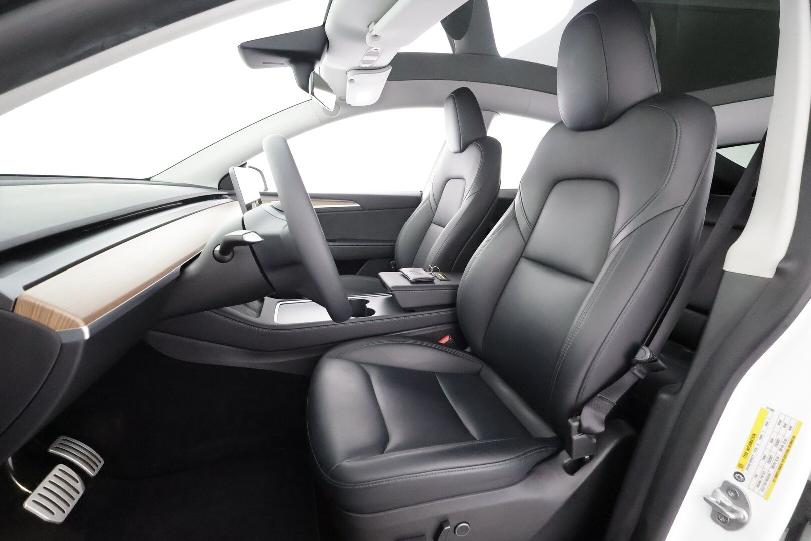 Tesla Model Y 2022 Performance - | ACC | ILP | Koukku | Matrix | Ryzen | Lasikatto | Premium audio | Sähkönahat | Muistipenkki | P.kamera | Autosteer | Keyless | 
