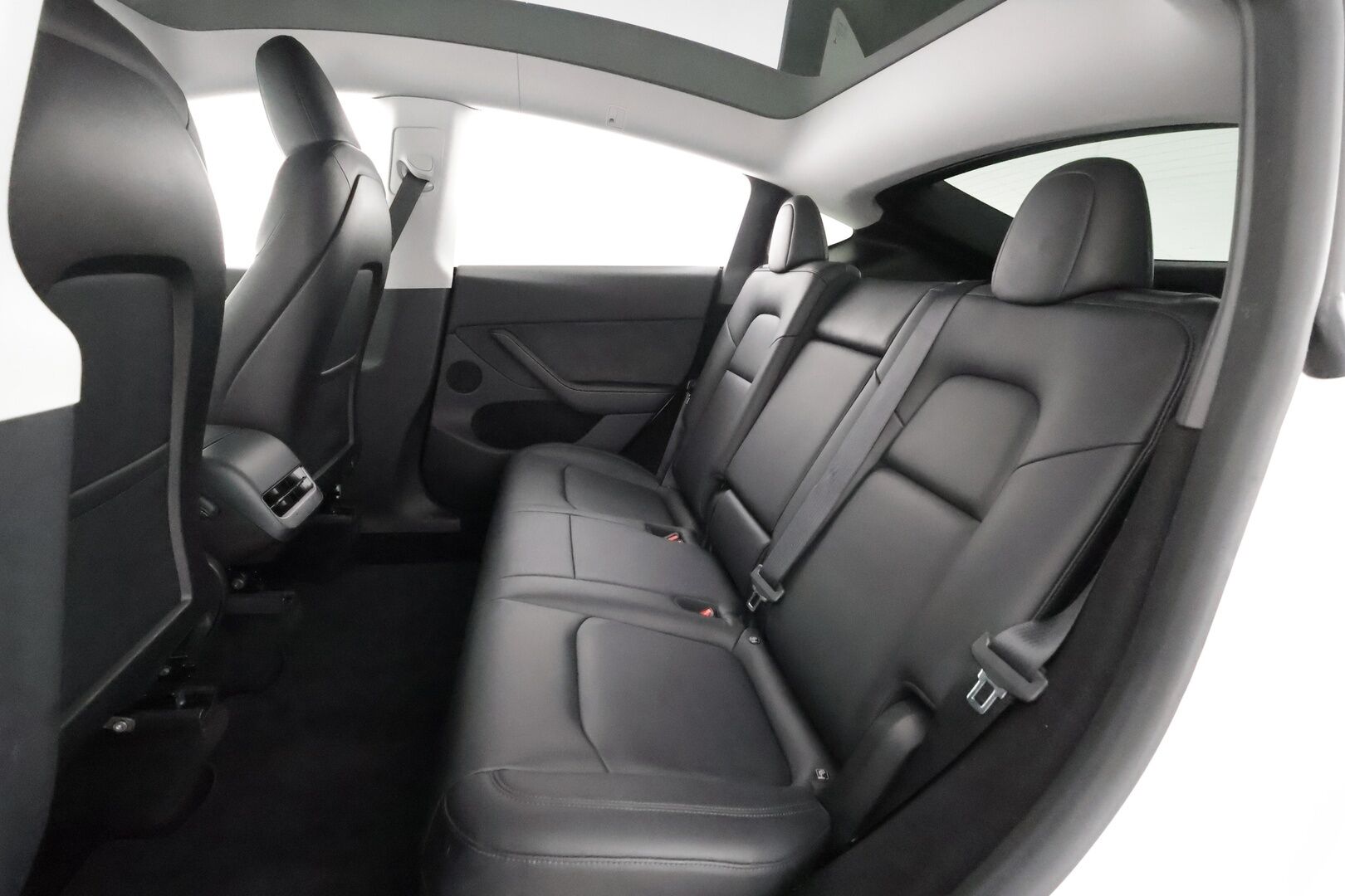Tesla Model Y 2022 Performance - | ACC | ILP | Koukku | Matrix | Ryzen | Lasikatto | Premium audio | Sähkönahat | Muistipenkki | P.kamera | Autosteer | Keyless | 