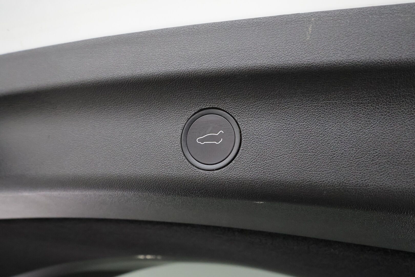 Tesla Model Y 2022 Performance - | ACC | ILP | Koukku | Matrix | Ryzen | Lasikatto | Premium audio | Sähkönahat | Muistipenkki | P.kamera | Autosteer | Keyless | 
