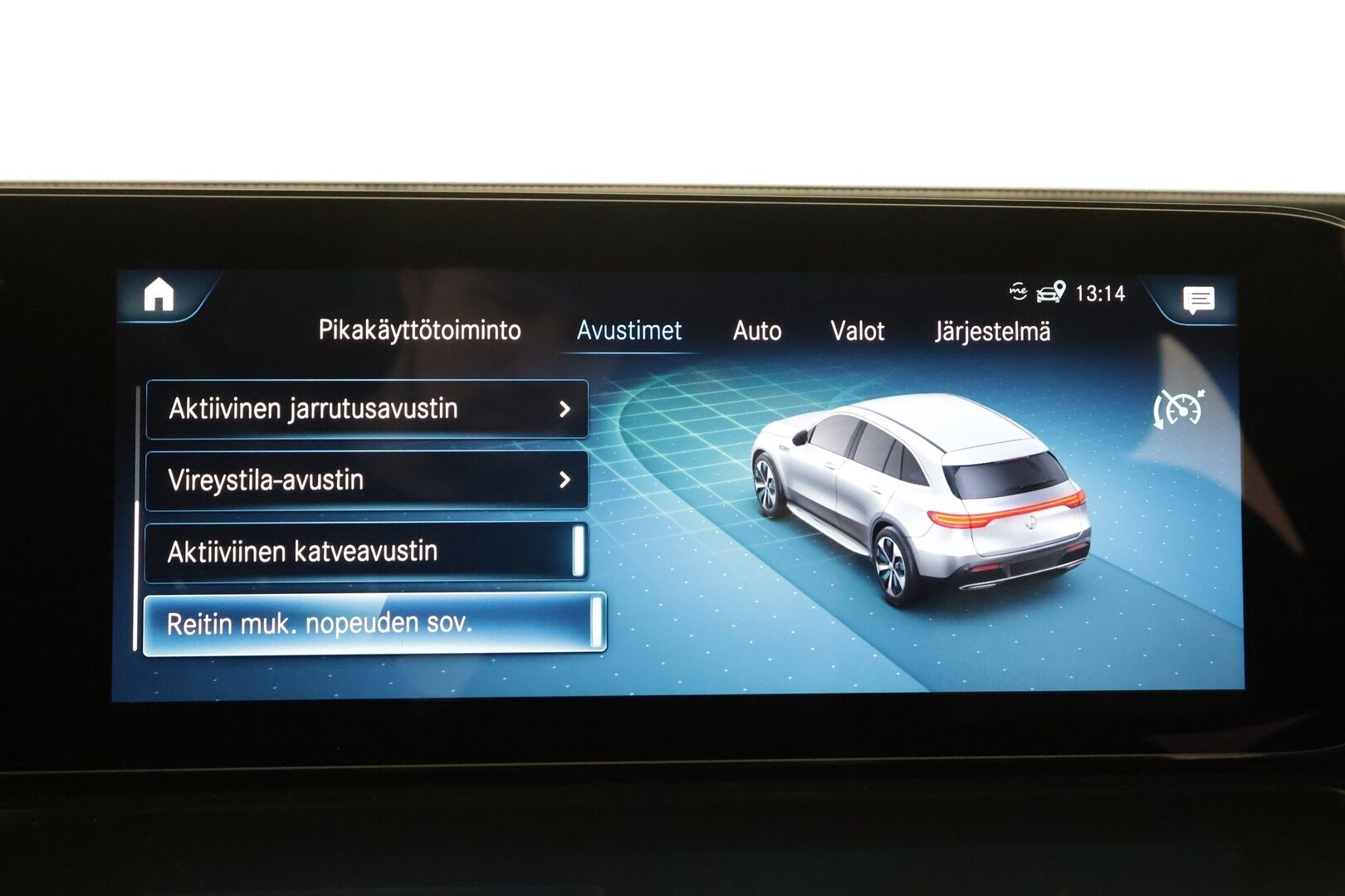 Mercedes-Benz EQC 2022 400 4MATIC Business AMG * Distronic+ / Akkukäyttöinen lisälämmitin / Koukku / Multibeam / 360-kamera * - Kahdet Renkaat