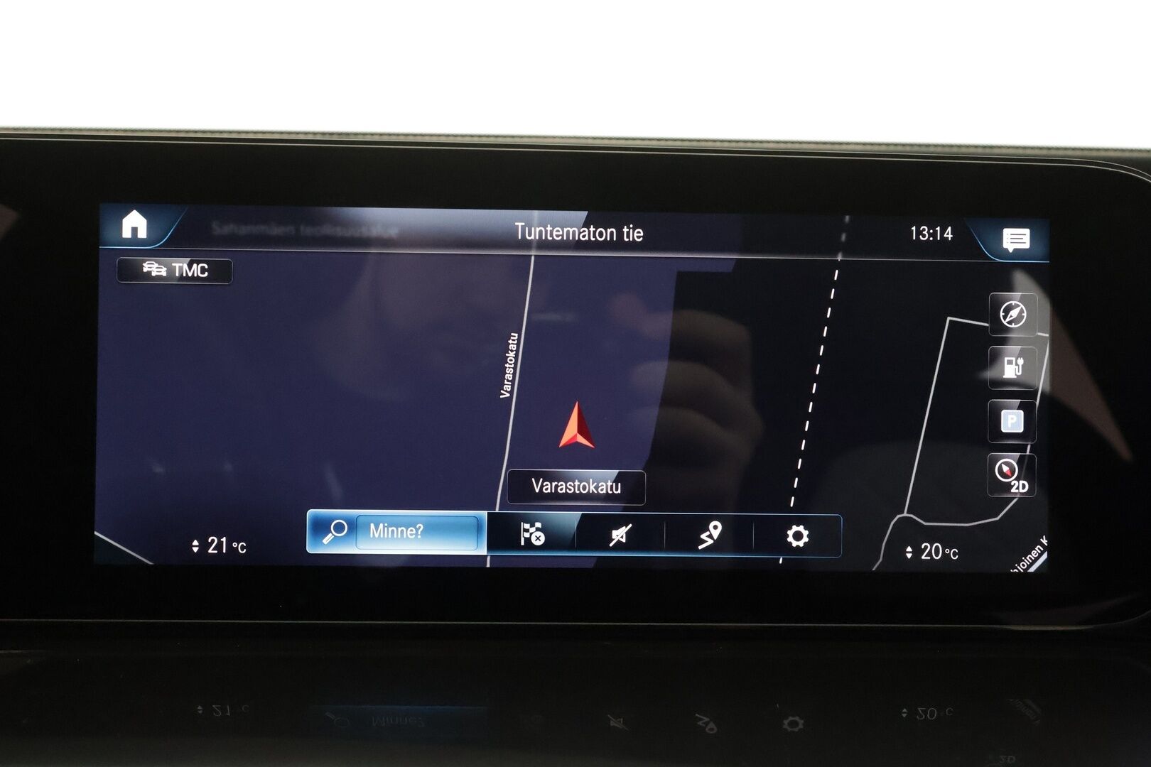 Mercedes-Benz EQC 2022 400 4MATIC Business AMG * Distronic+ / Akkukäyttöinen lisälämmitin / Koukku / Multibeam / 360-kamera * - Kahdet Renkaat