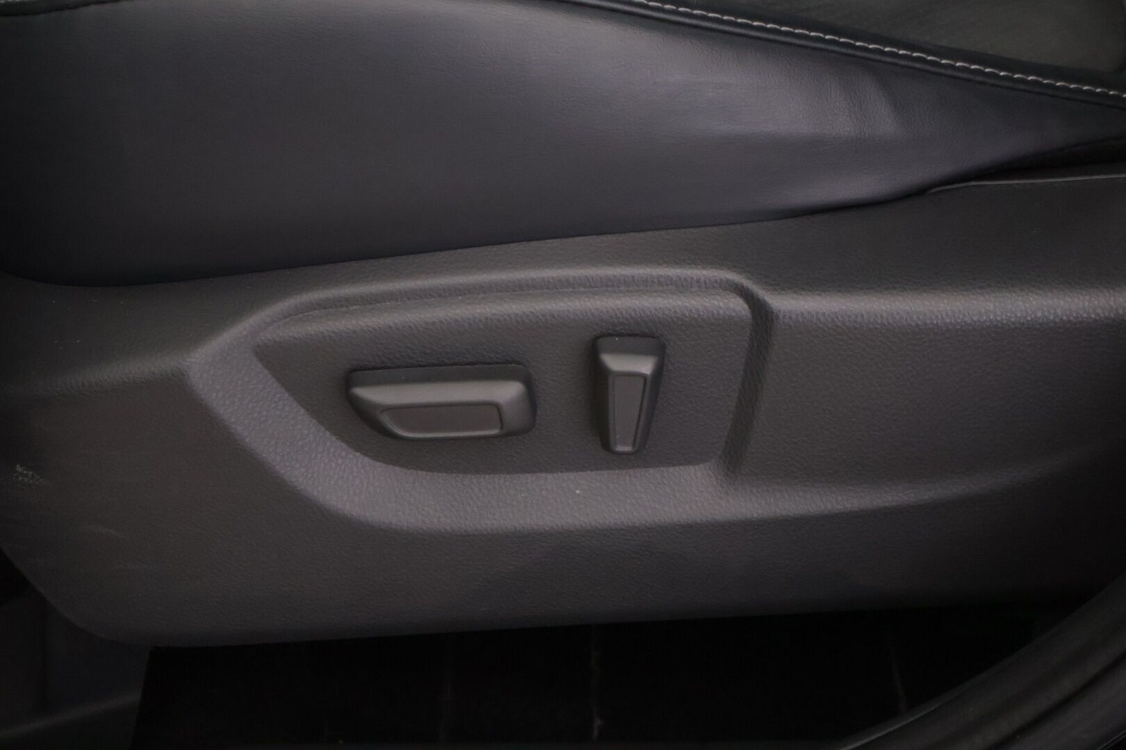 Mitsubishi ECLIPSE CROSS 2022 PHEV 4WD *LED / Navi / Carplay / Keyless / Lisälämmitin* - *Edulliset käyttökustannukset / Vähän ajettu*