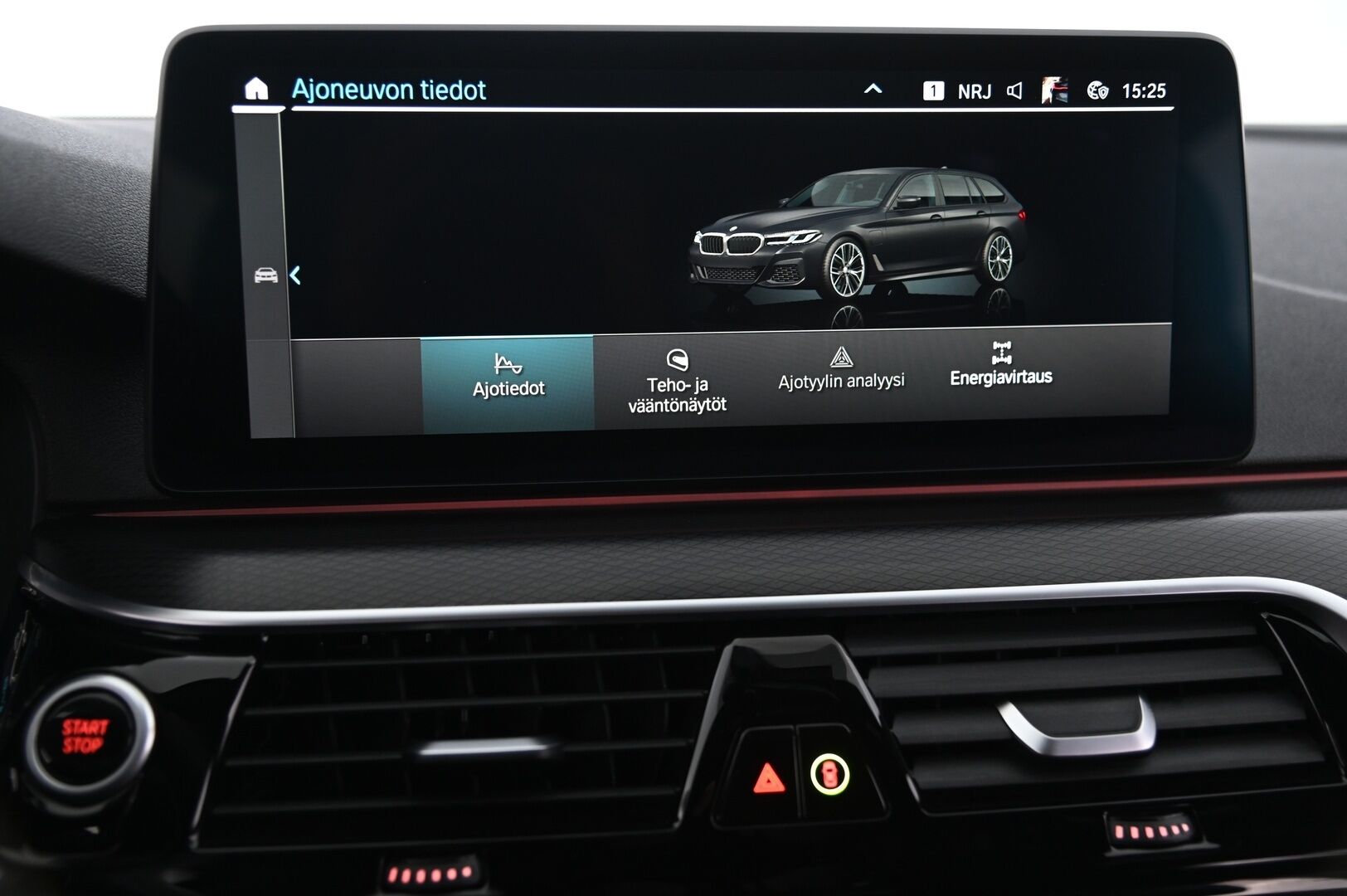 BMW 530 2021 G31 Touring 530e A Charged Edition M-Sport*H&K / Ratinlämmitin / Proff.Navi / Sporttipenkit / Vetokoukku* - *Merkkihuollettu / uudet talvirenkaat / Seuraava katsastus 10/27 / 2x alumiinivanteet*