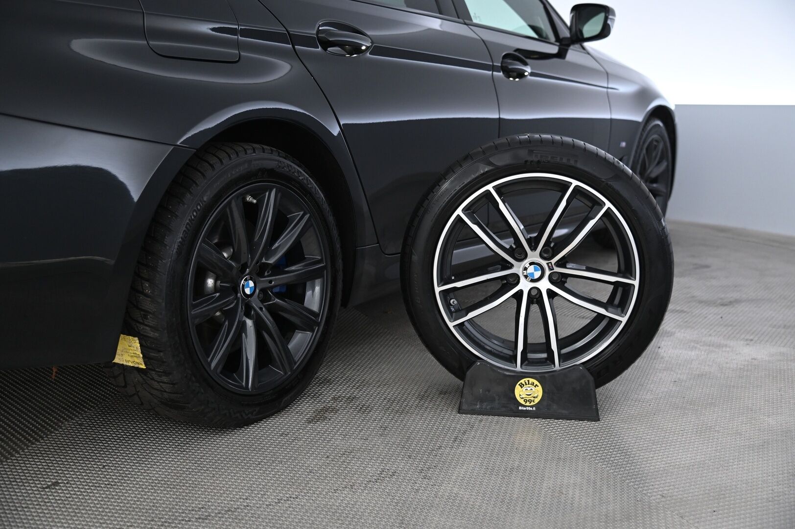 BMW 530 2021 G31 Touring 530e A Charged Edition M-Sport*H&K / Ratinlämmitin / Proff.Navi / Sporttipenkit / Vetokoukku* - *Merkkihuollettu / uudet talvirenkaat / Seuraava katsastus 10/27 / 2x alumiinivanteet*