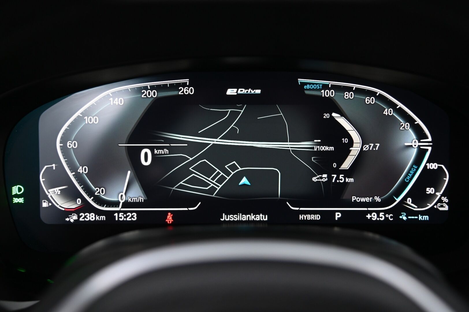 BMW 530 2021 G31 Touring 530e A Charged Edition M-Sport*H&K / Ratinlämmitin / Proff.Navi / Sporttipenkit / Vetokoukku* - *Merkkihuollettu / uudet talvirenkaat / Seuraava katsastus 10/27 / 2x alumiinivanteet*