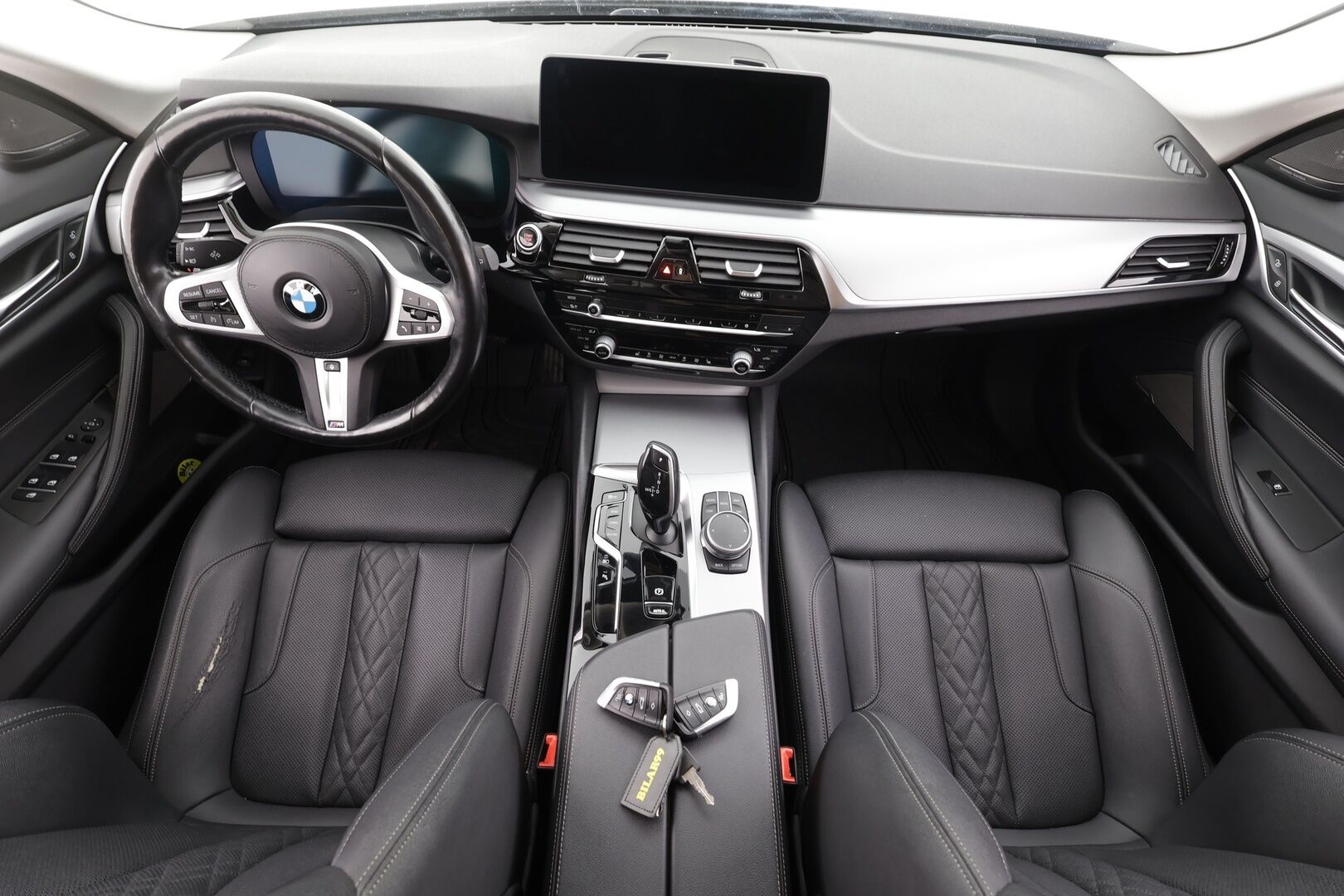 BMW 530 2021 G31 Touring 530e xDrive A Charged Edition - | Vakkari | Lisälämmitin | Koukku | H/K | LED | Osasähköt Sporttinahat | P.Kamera | Comfort access | Apple&Android | Merkkihuollettu | Kahdet Renkaat | 